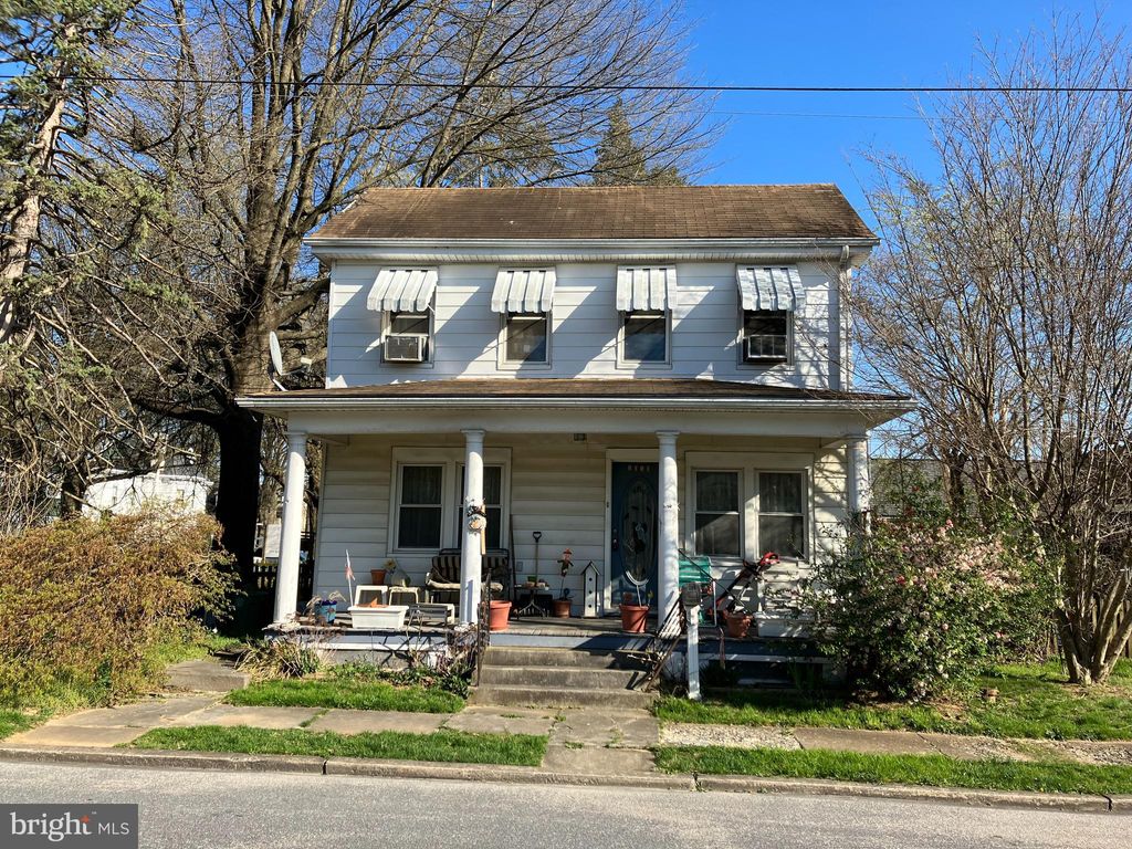 Photo of 1050 SPRUCE ST, COLUMBIA, PA 17512 (MLS # PALA2033992)
