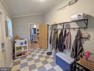 LAKE FERNDALE - Residential