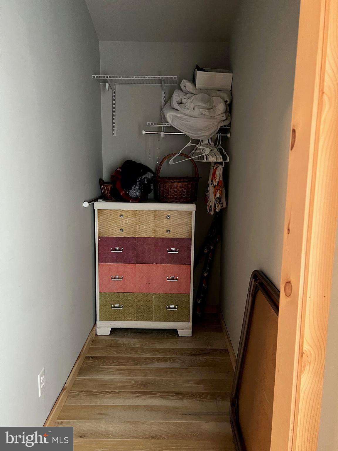 LAKE FERNDALE - Residential