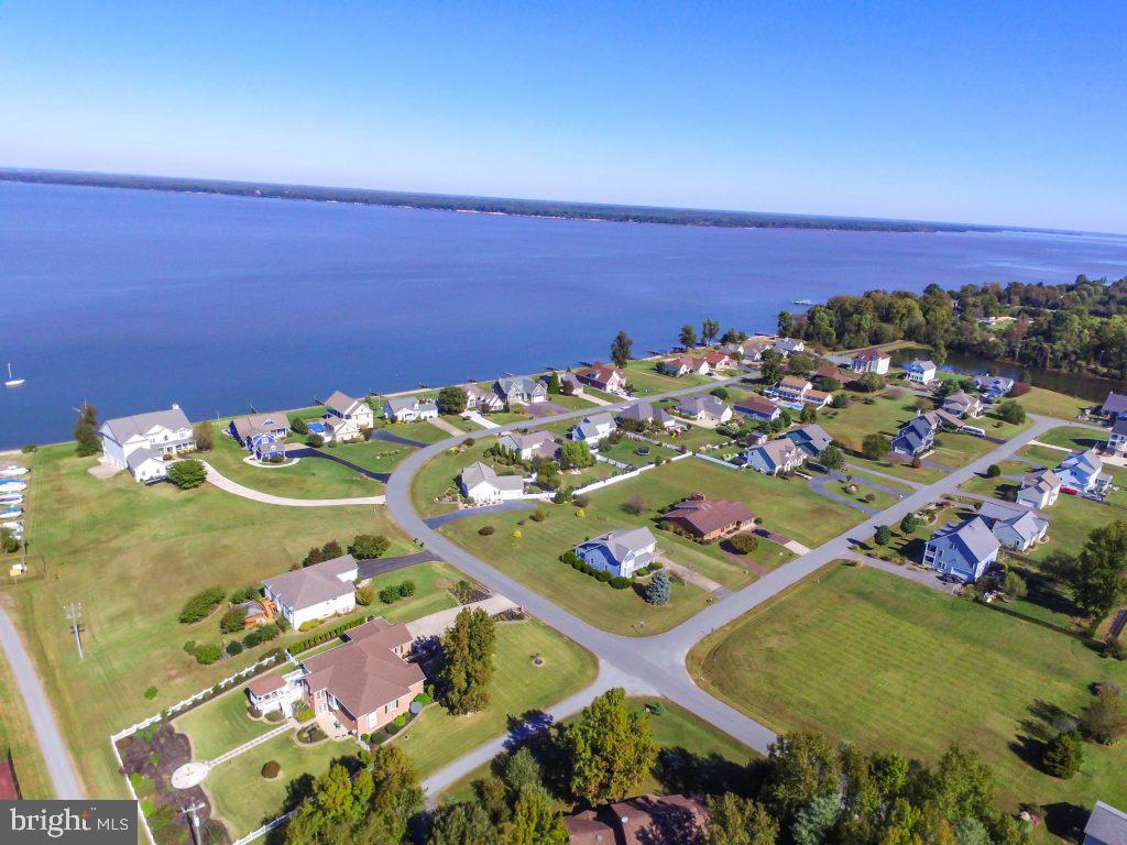 POTOMAC LANDING - Land