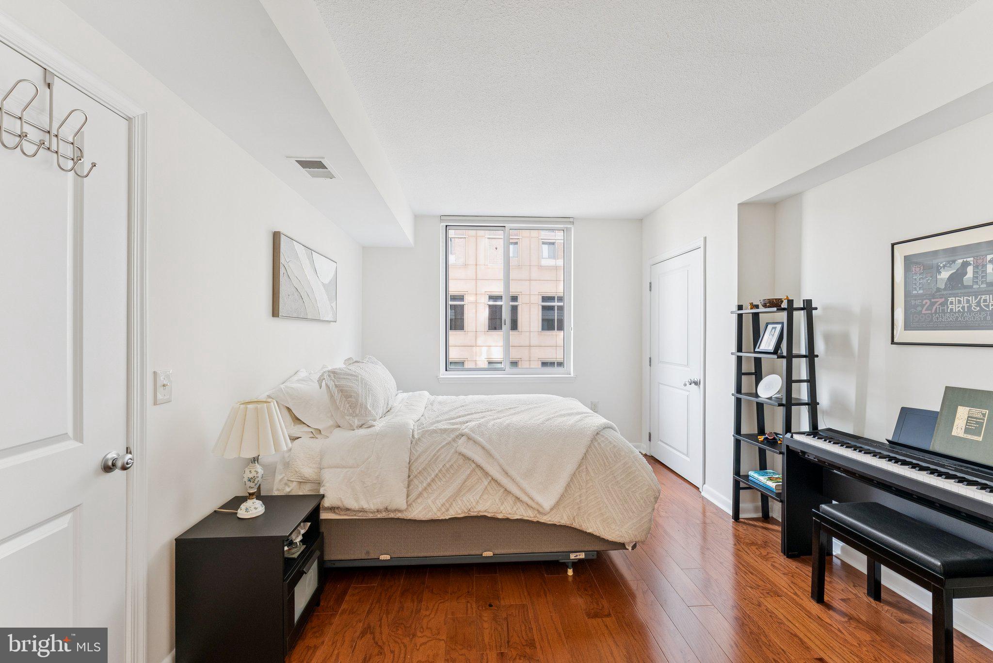 CONTINENTAL - Residential