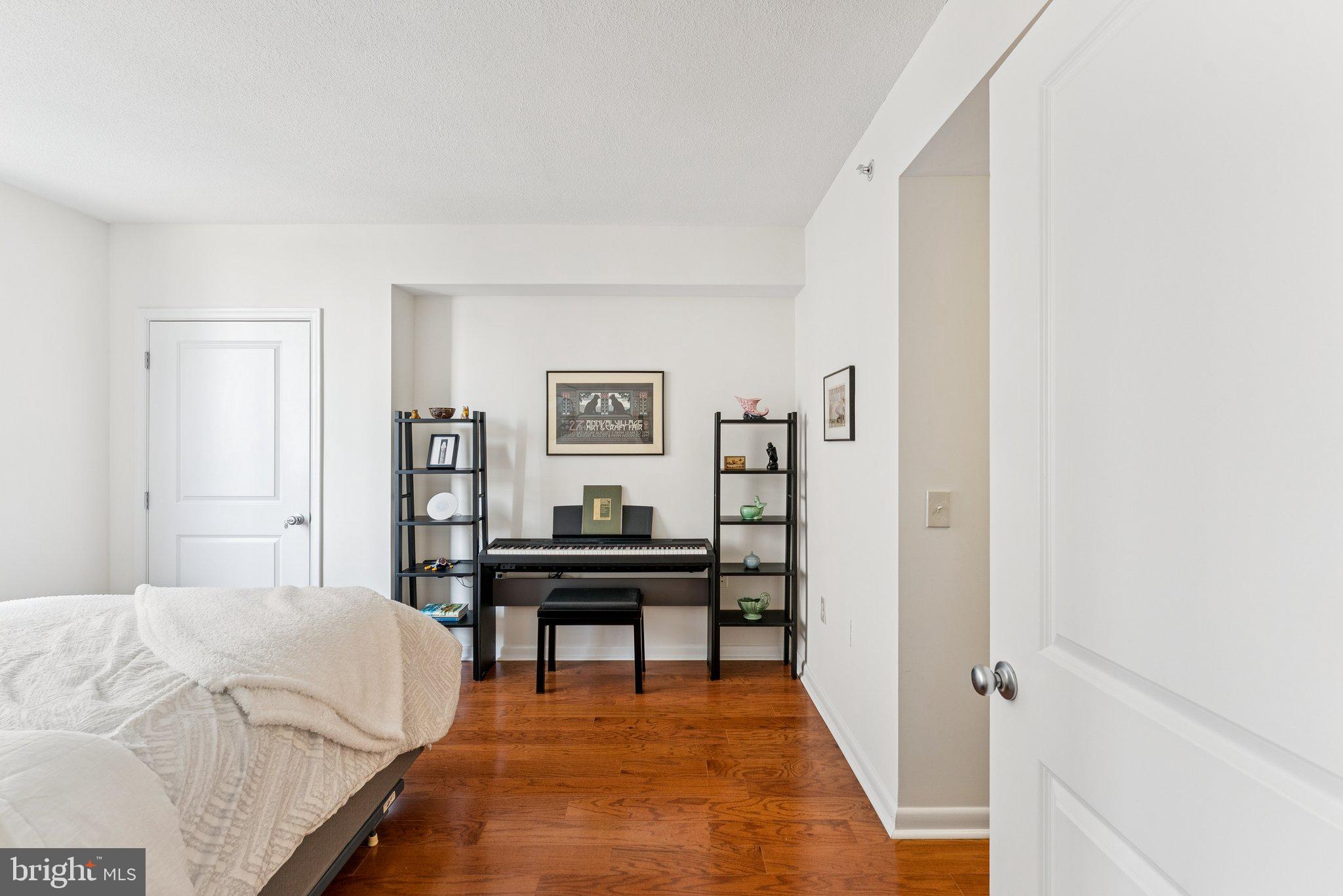 CONTINENTAL - Residential