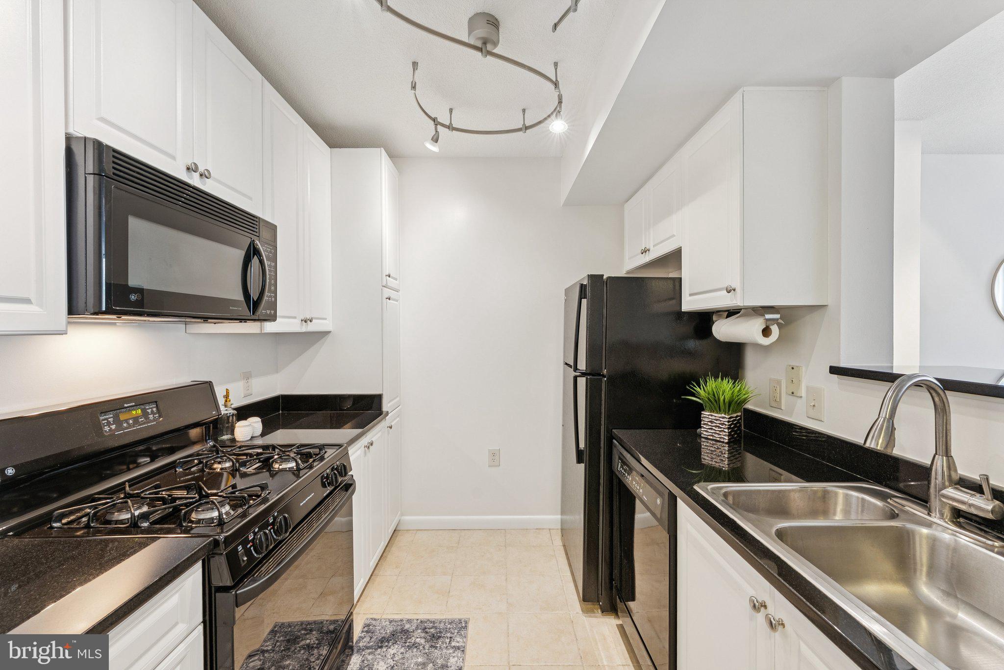 CONTINENTAL - Residential