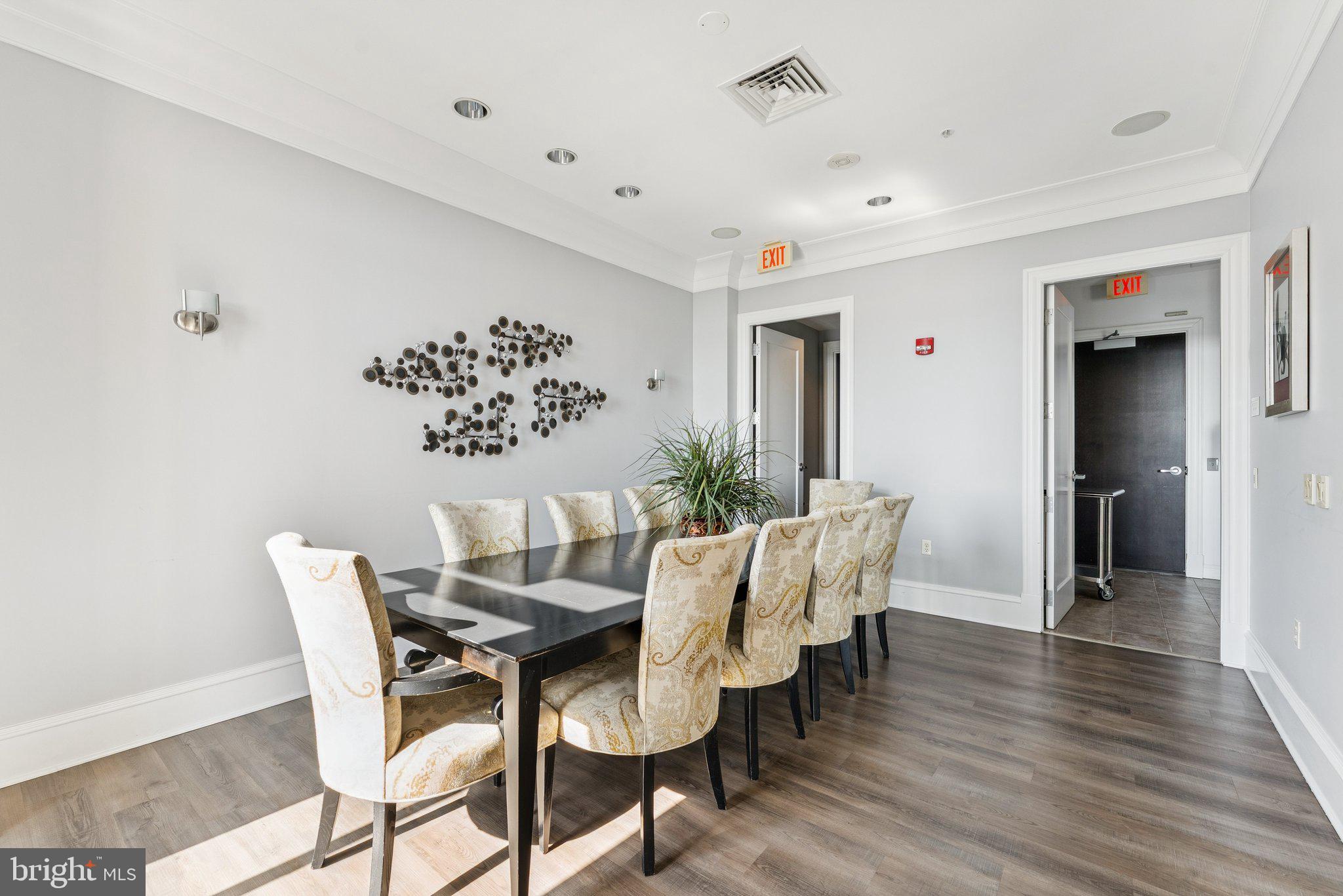 CONTINENTAL - Residential