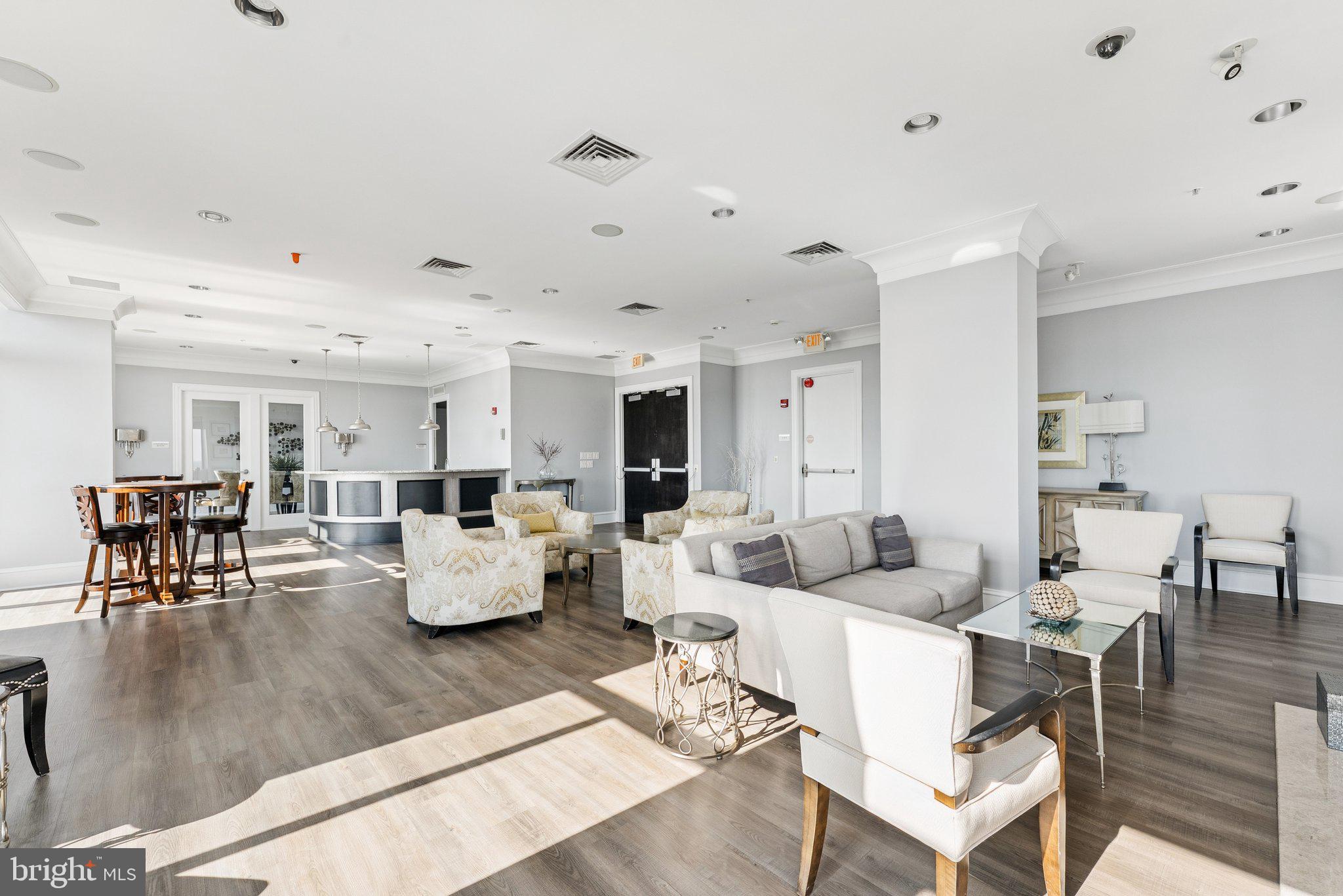 CONTINENTAL - Residential