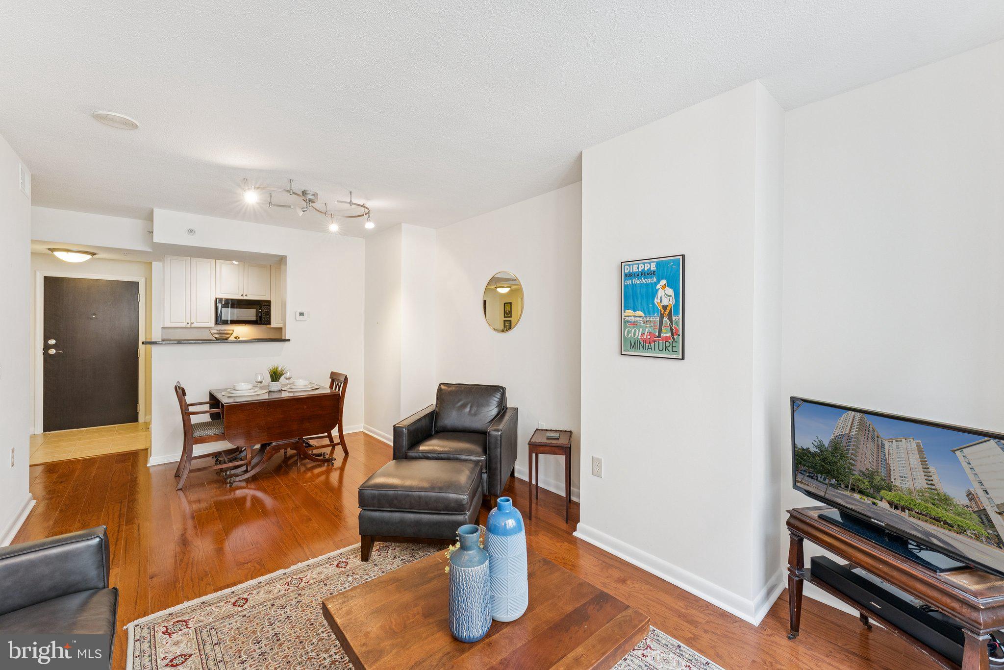 CONTINENTAL - Residential