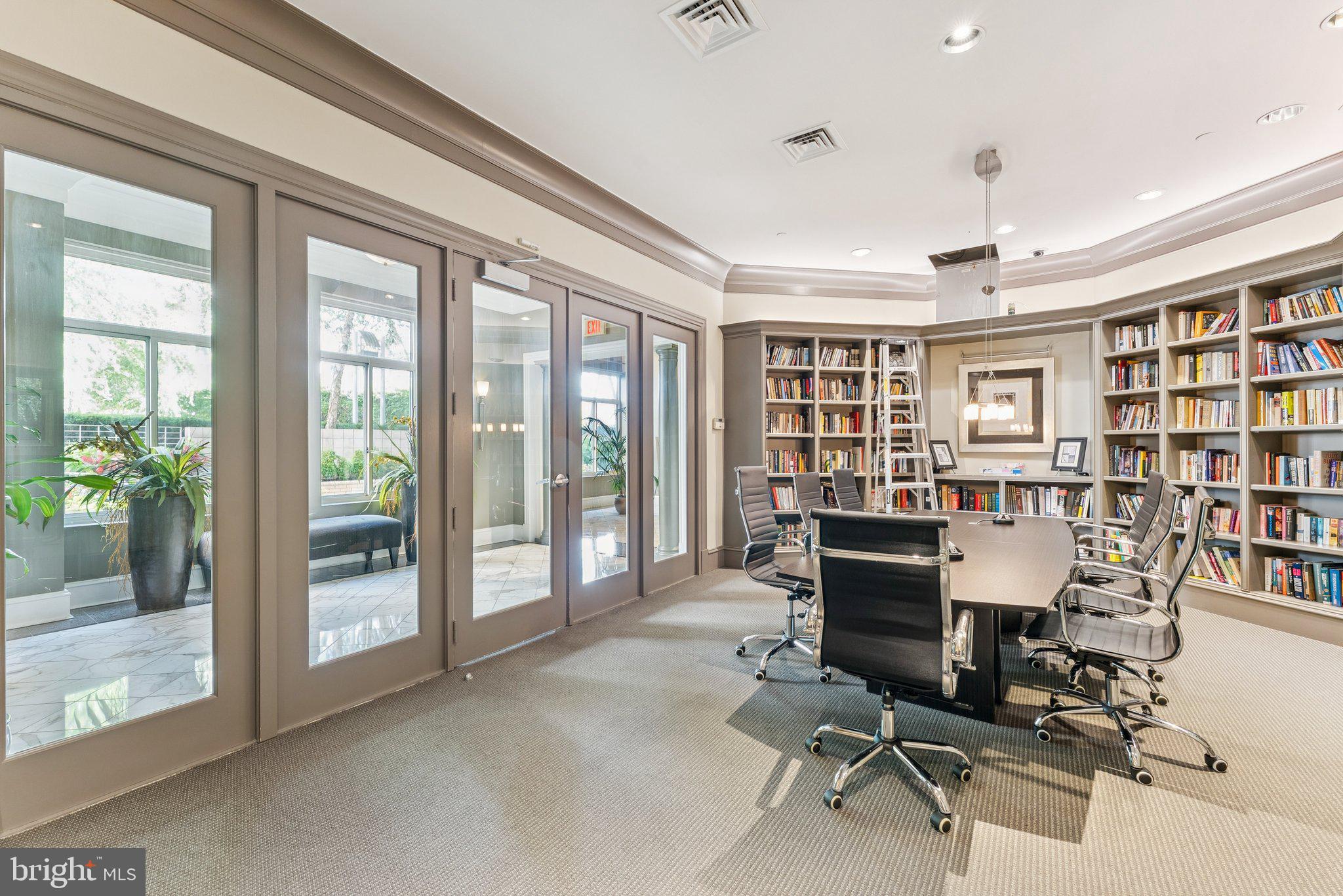 CONTINENTAL - Residential