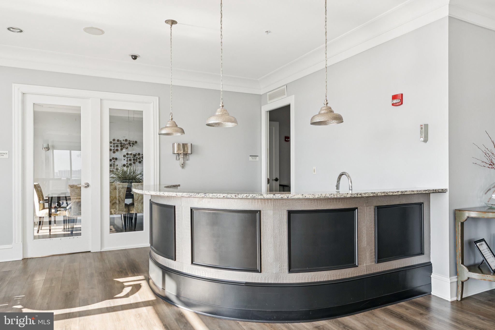 CONTINENTAL - Residential