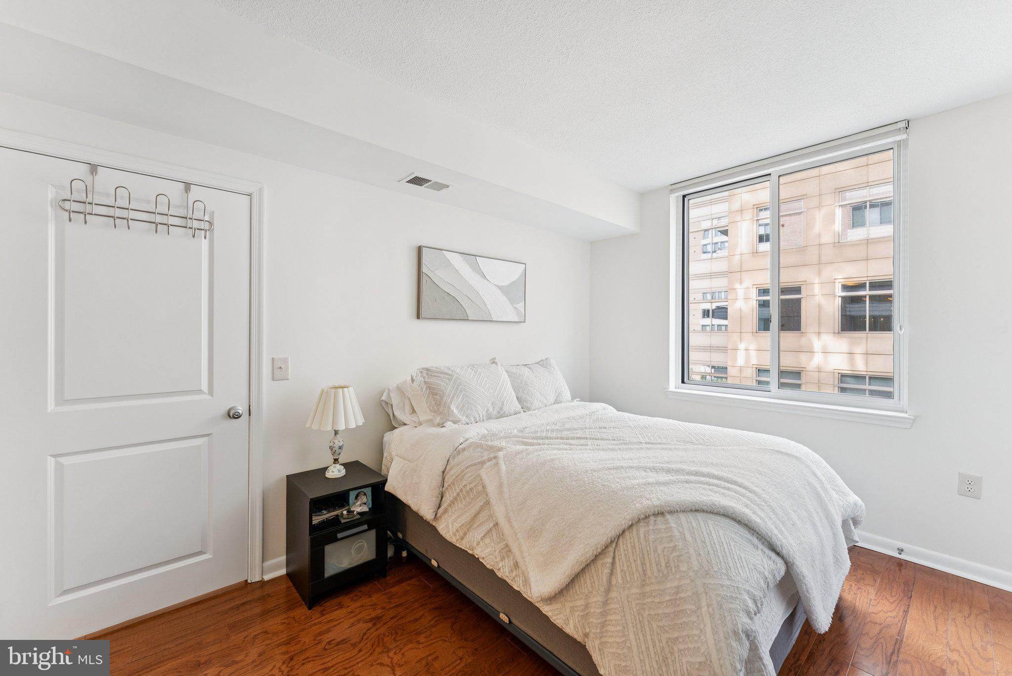 CONTINENTAL - Residential