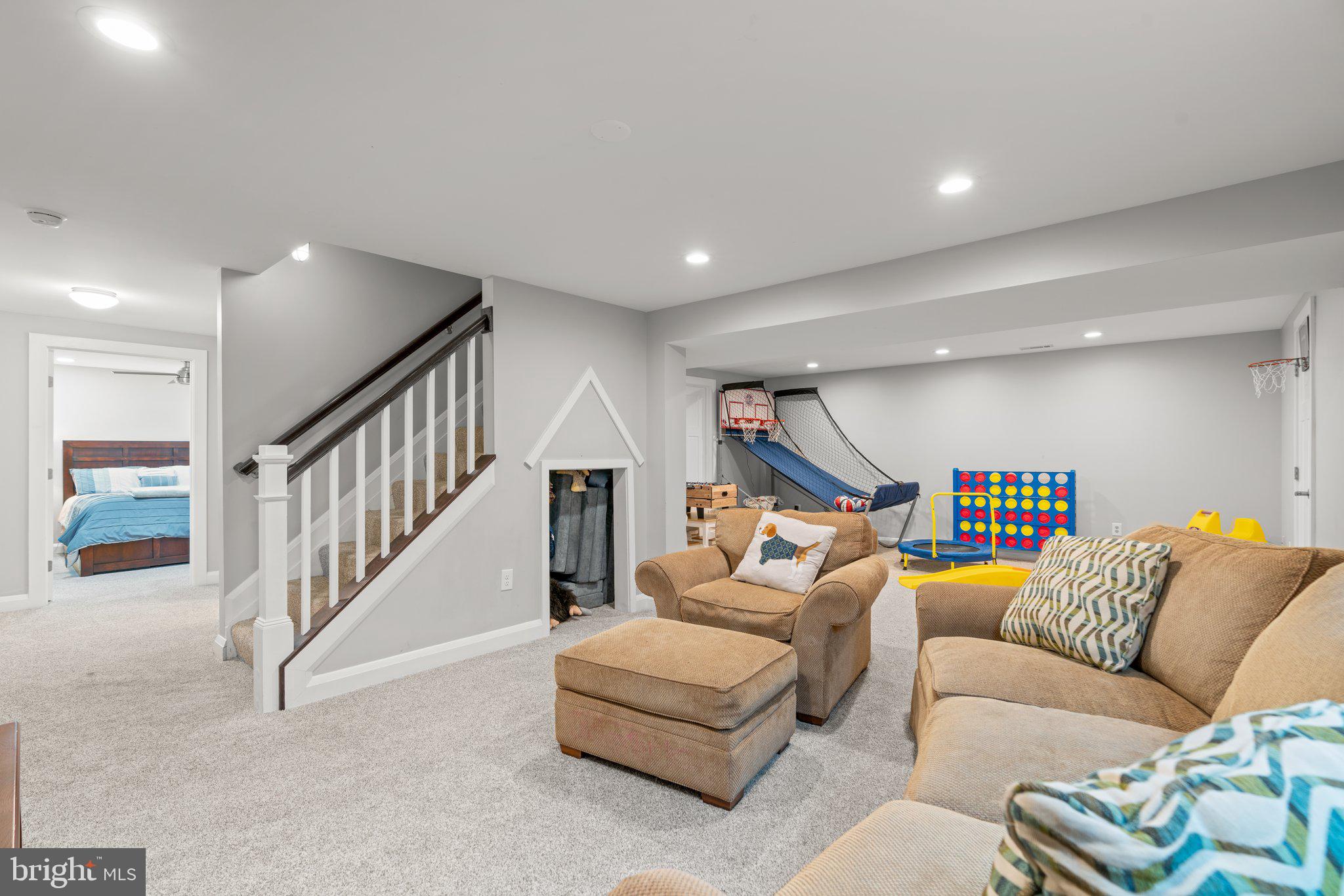 SHIPLEYS CHOICE - Residential