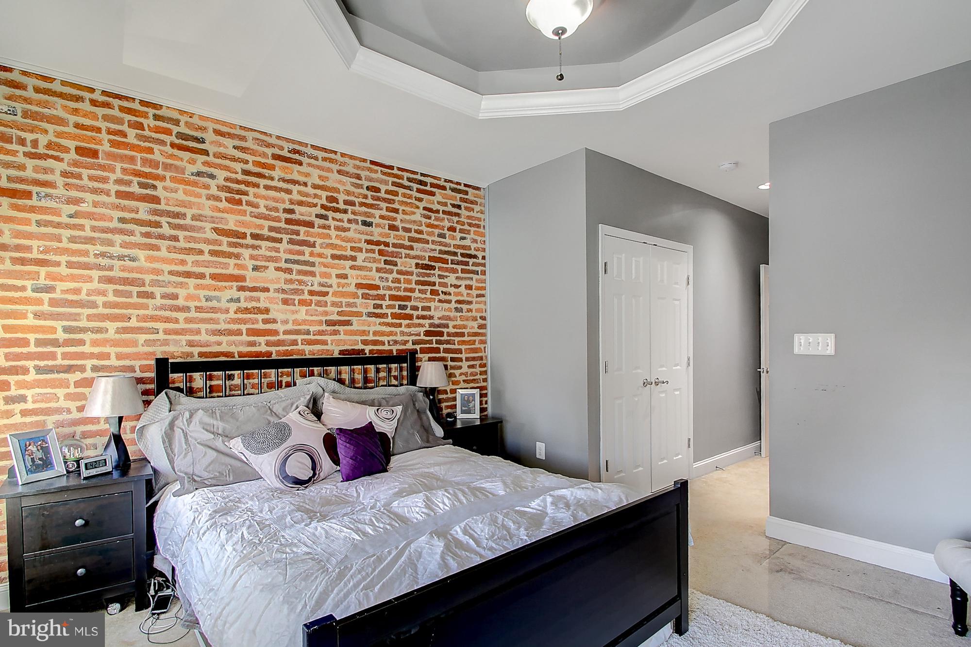 FEDERAL HILL HISTORIC DISTRICT - Residential Lease