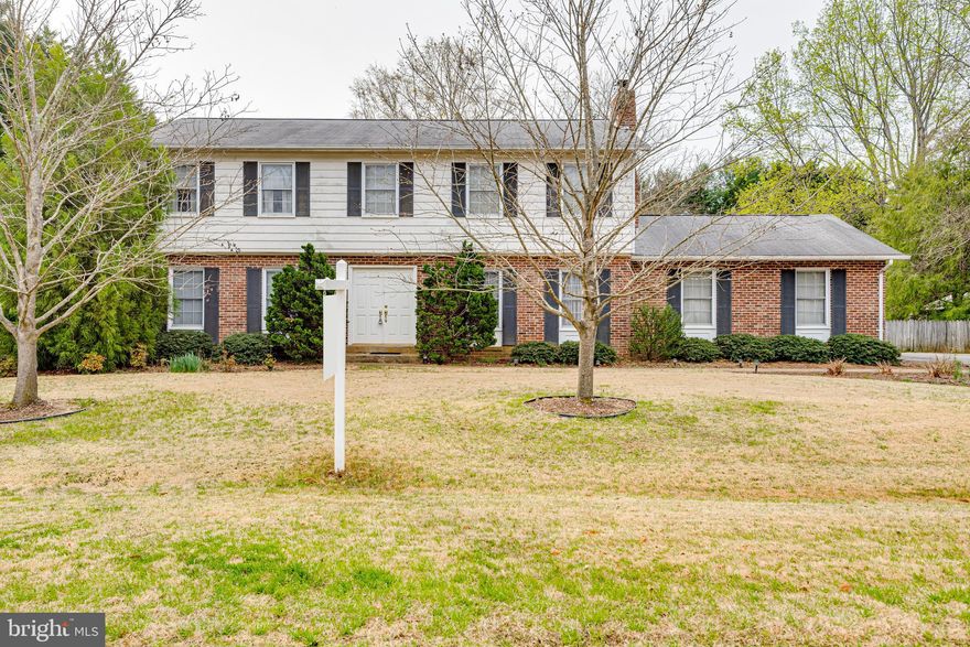 ****** CHEVAL TRAILS****** Rare opportunity to own in Cheval Trails.   Price is reflective of the needed updates. This home is ready for the new owner to make it their own.  Spacious 4-bedroom home with the possibility of an upper-level 5th bedroom, the 5th bedroom is currently being used as a large closet with custom closets, Carpet has been replaced on the bedroom level.  Large sunroom addition and   oversized 2 car side load garage, whole house generator conveys.  The yard is beautiful and private!!