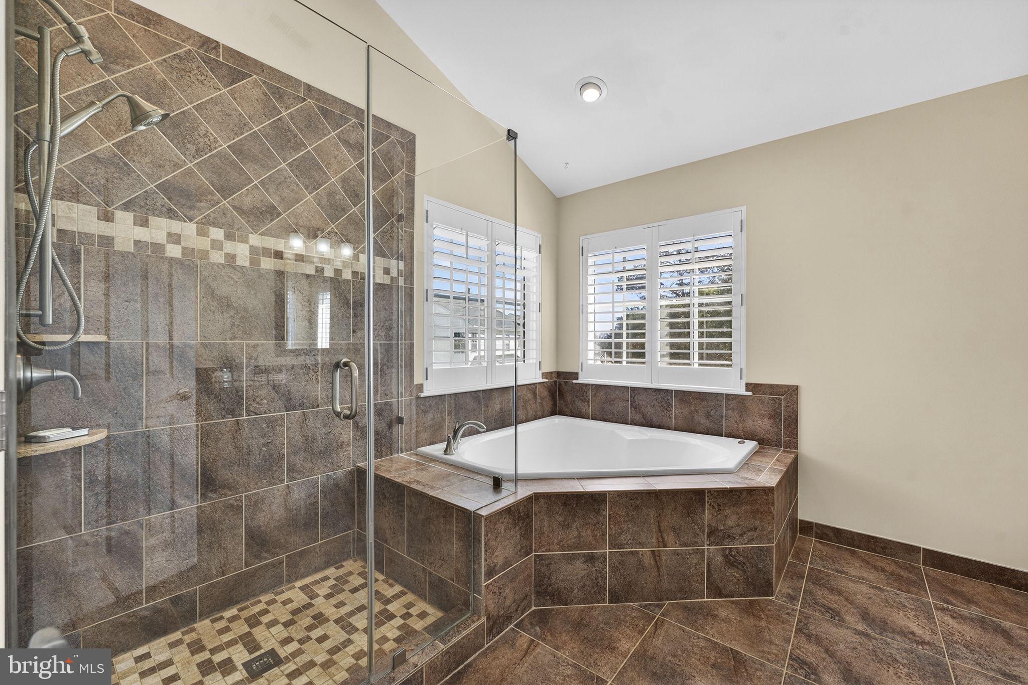 KINGSBROOKE - Residential