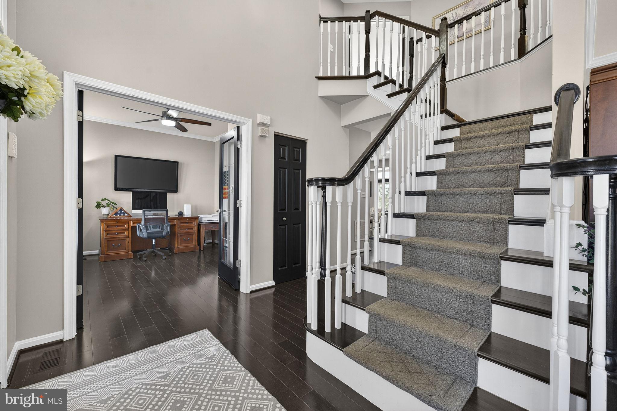 9430 WORTHINGTON DRIVE