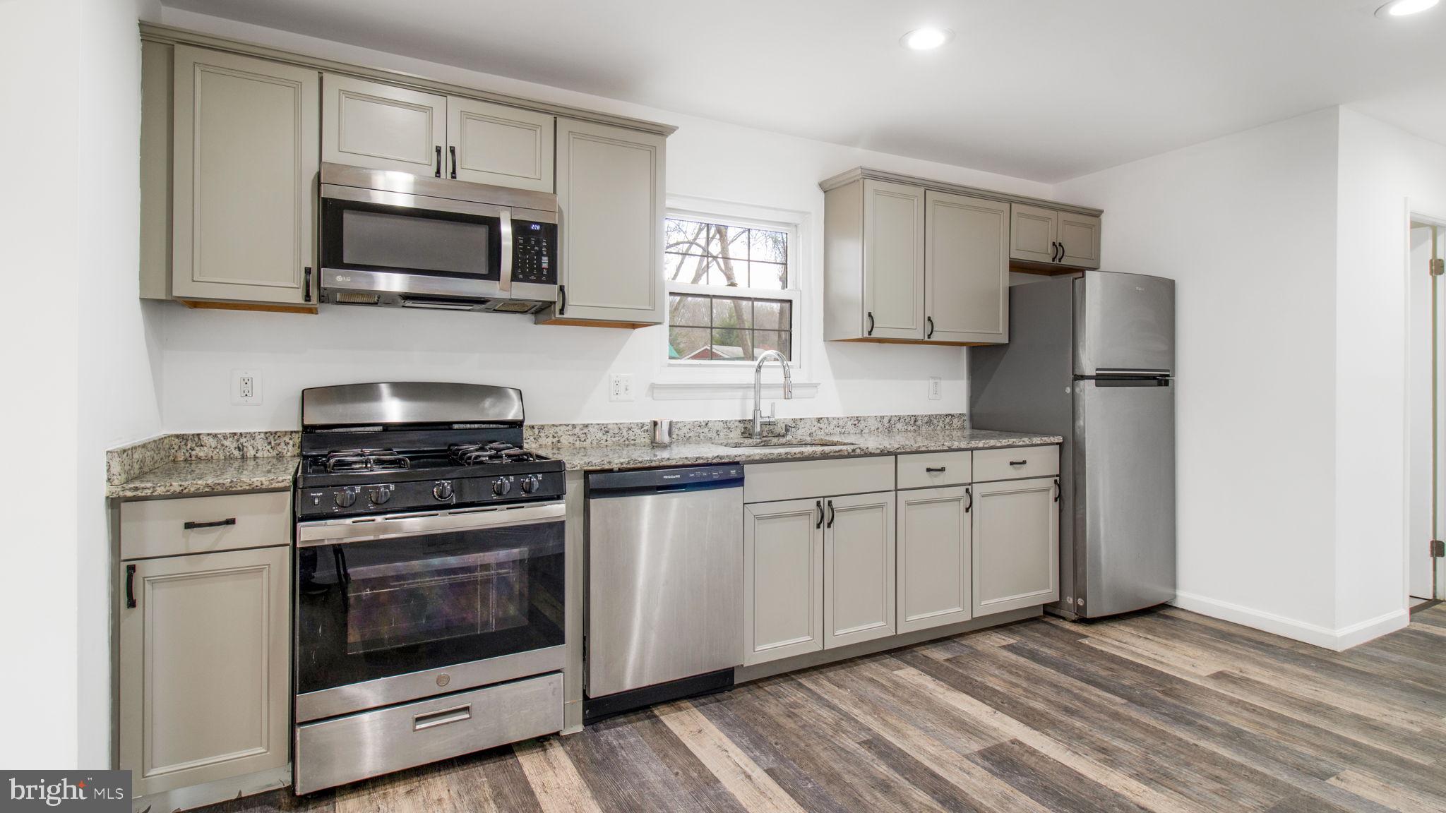 FOX CHAPEL - Residential