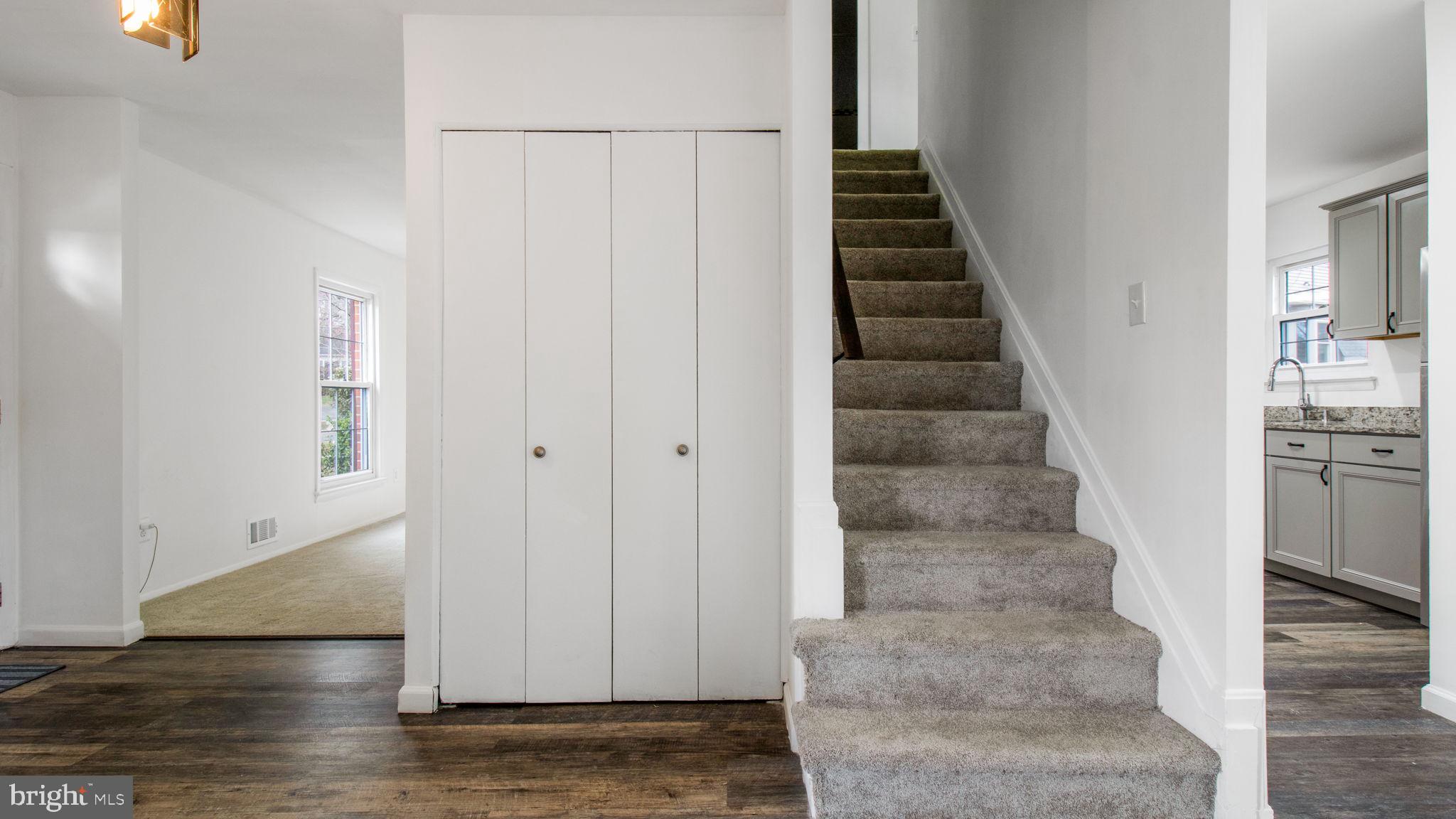 FOX CHAPEL - Residential