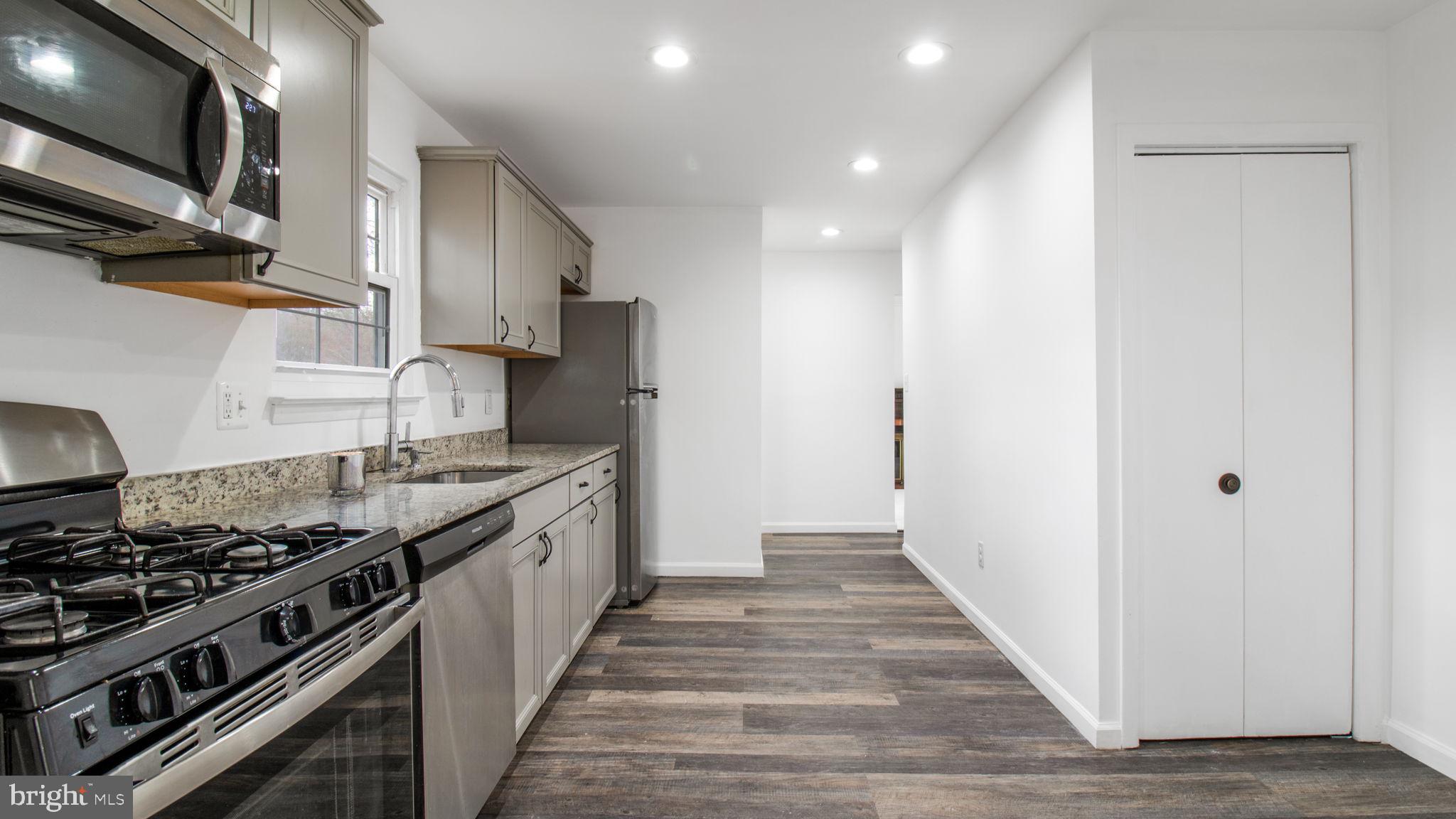 FOX CHAPEL - Residential