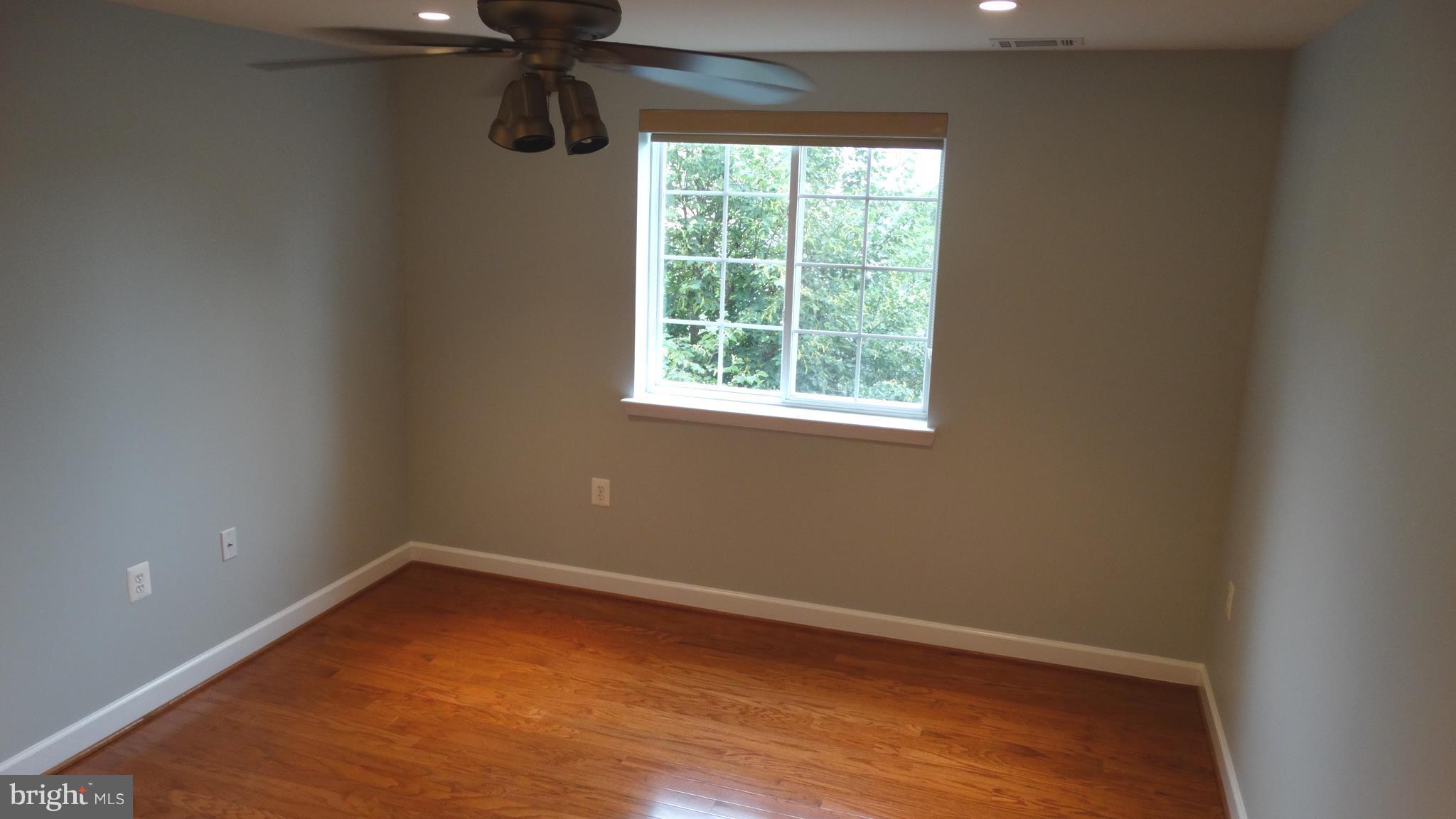 WEST VILLAGE OF SHIRLINGTON - Residential