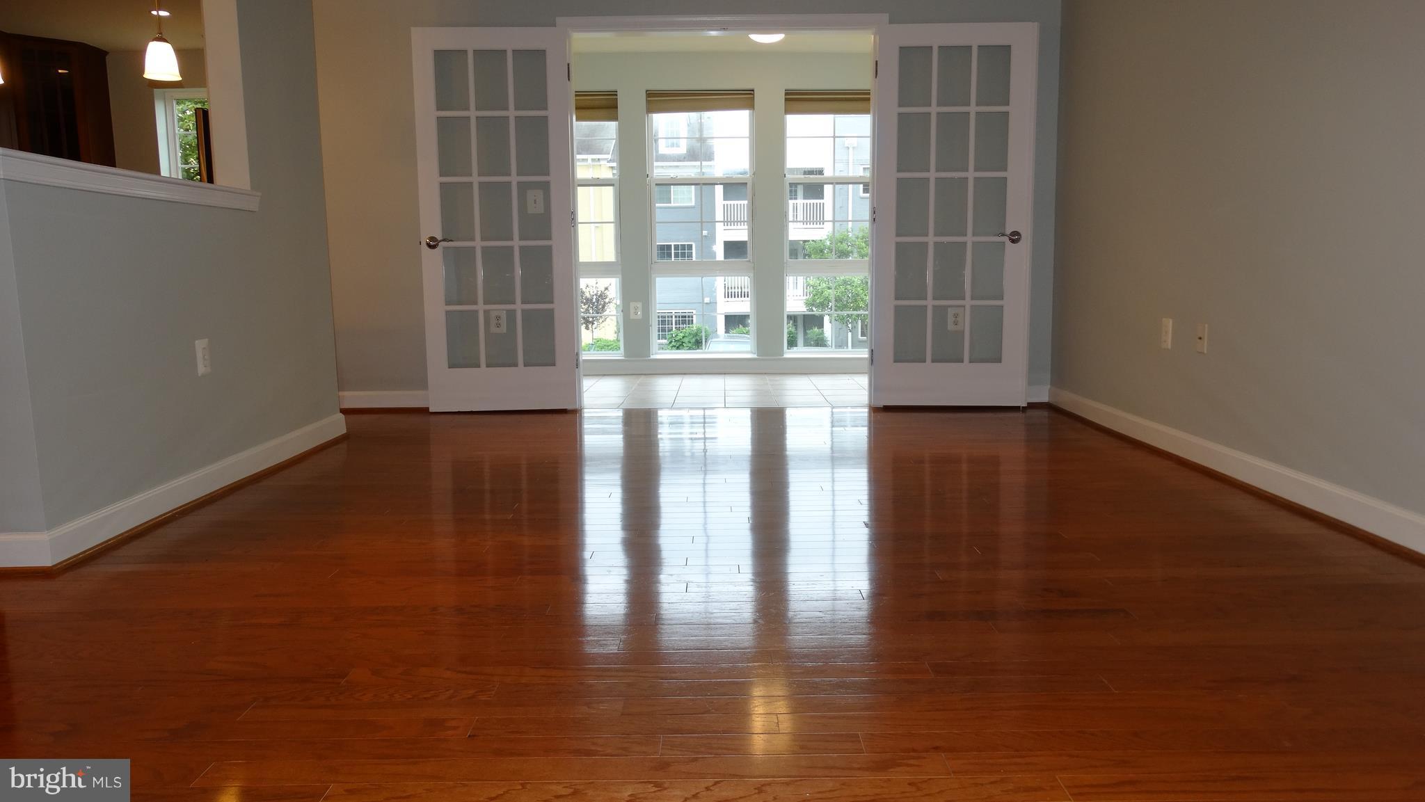 WEST VILLAGE OF SHIRLINGTON - Residential