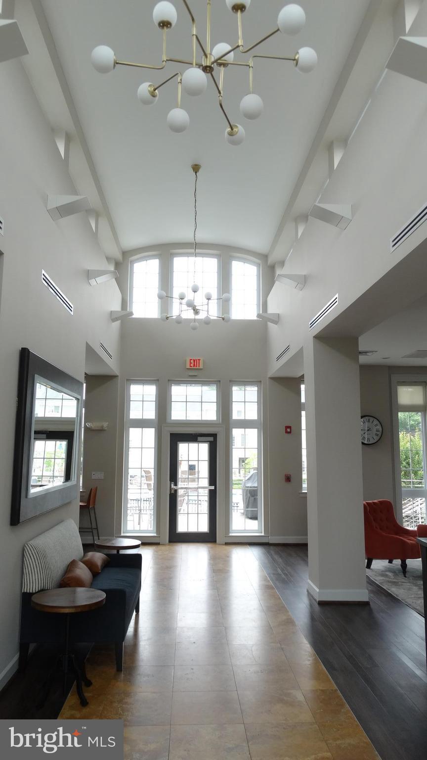 WEST VILLAGE OF SHIRLINGTON - Residential