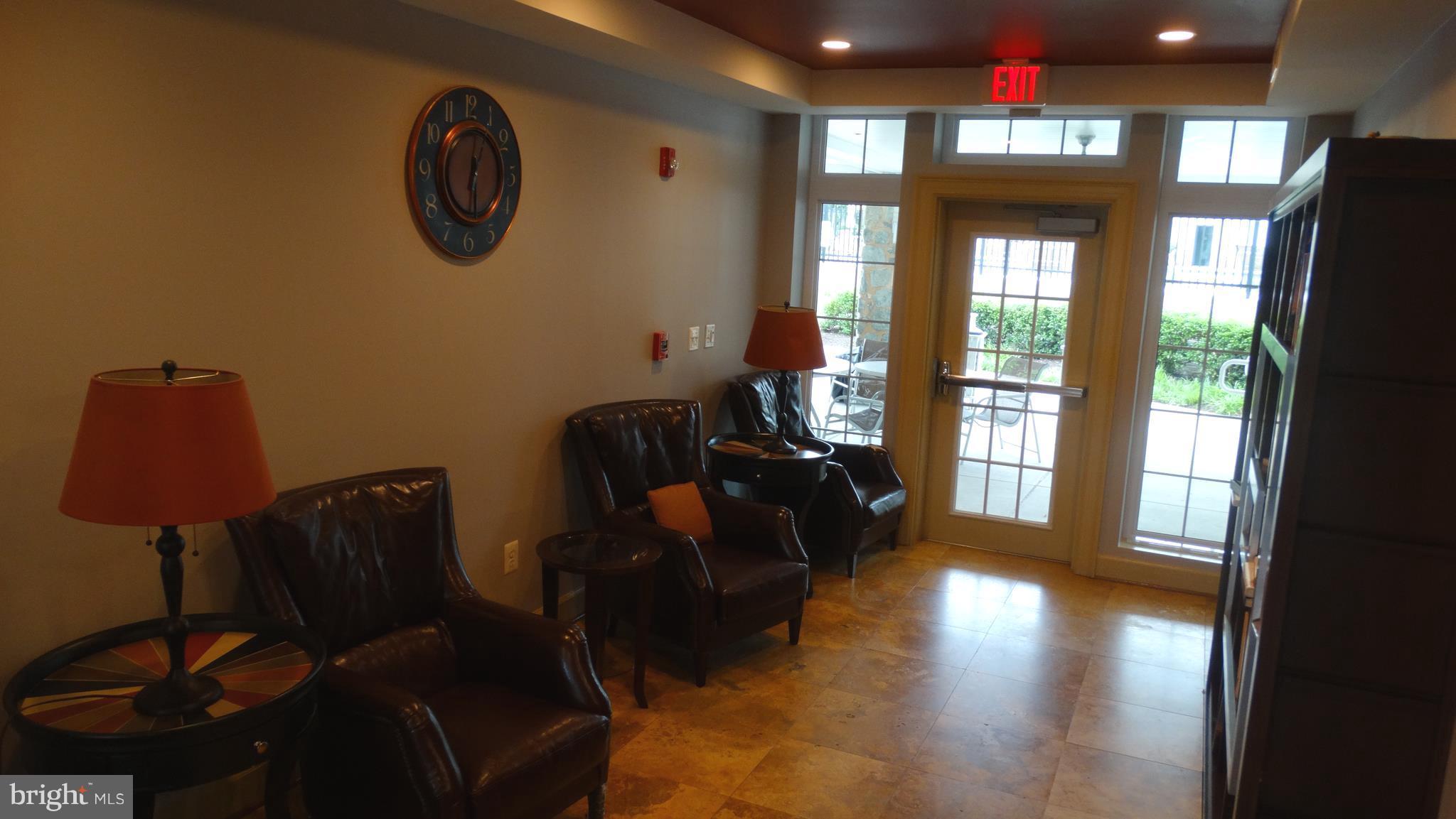 WEST VILLAGE OF SHIRLINGTON - Residential