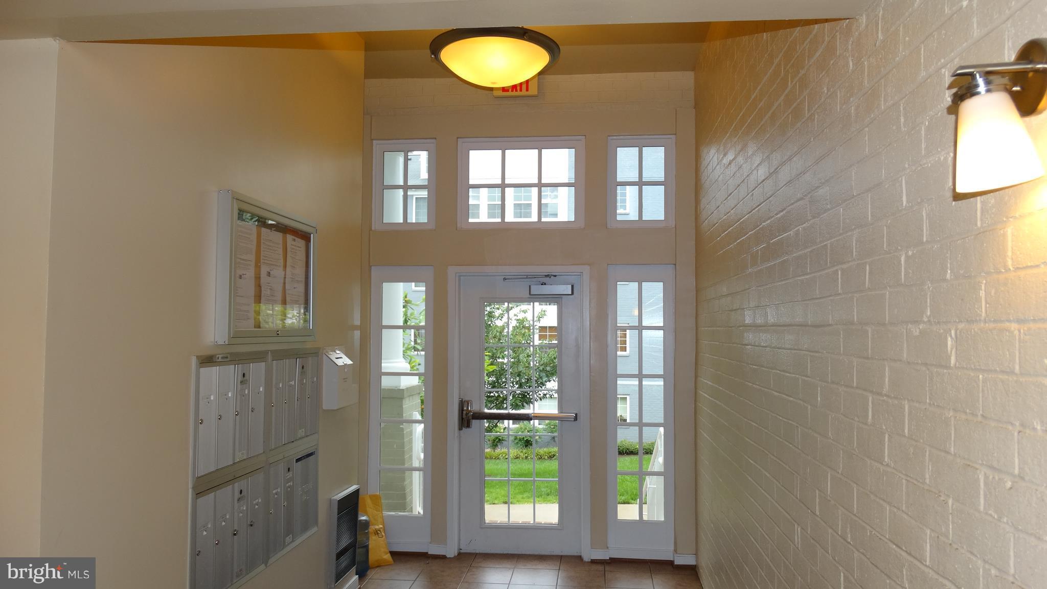 WEST VILLAGE OF SHIRLINGTON - Residential