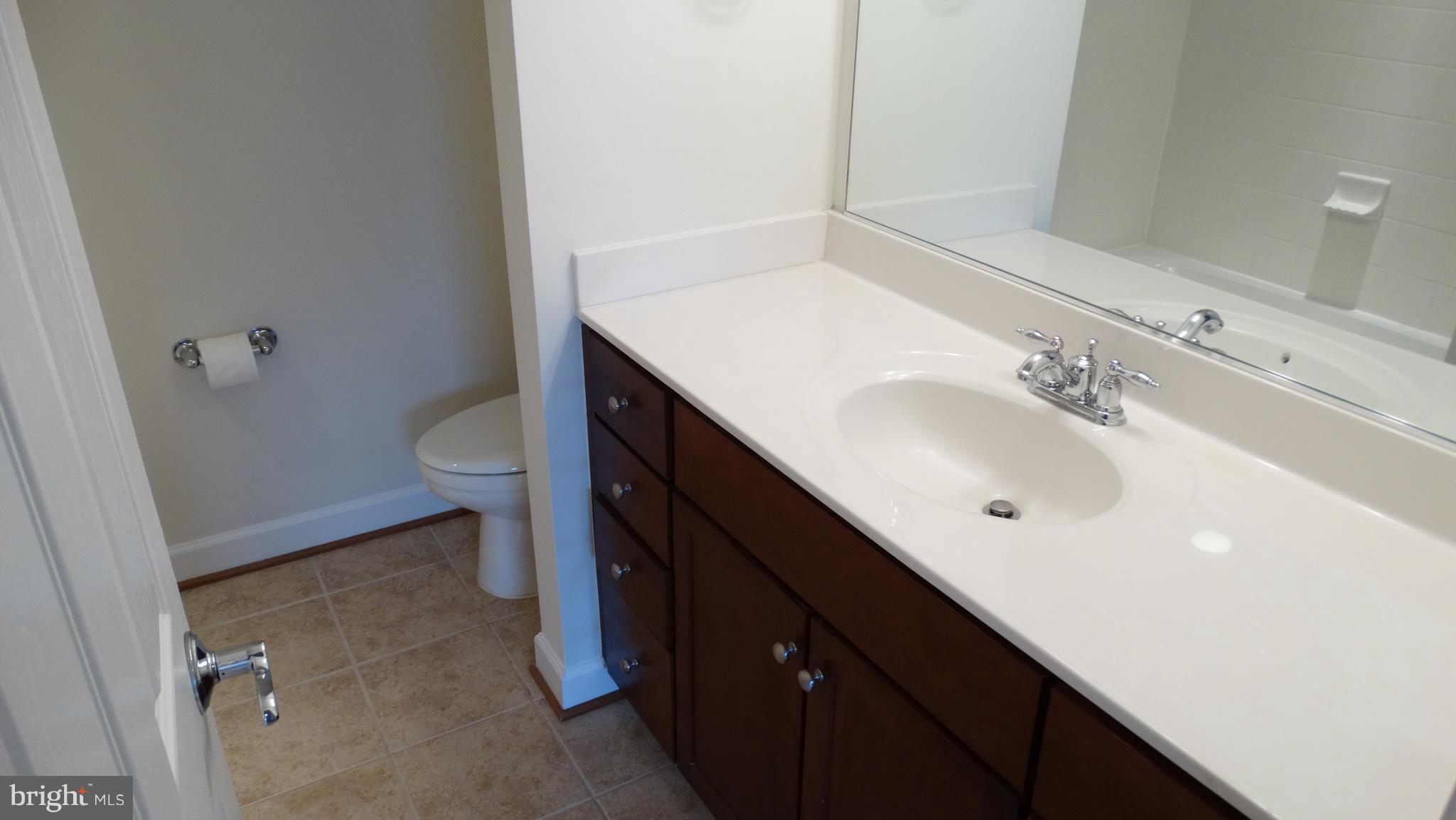 WEST VILLAGE OF SHIRLINGTON - Residential