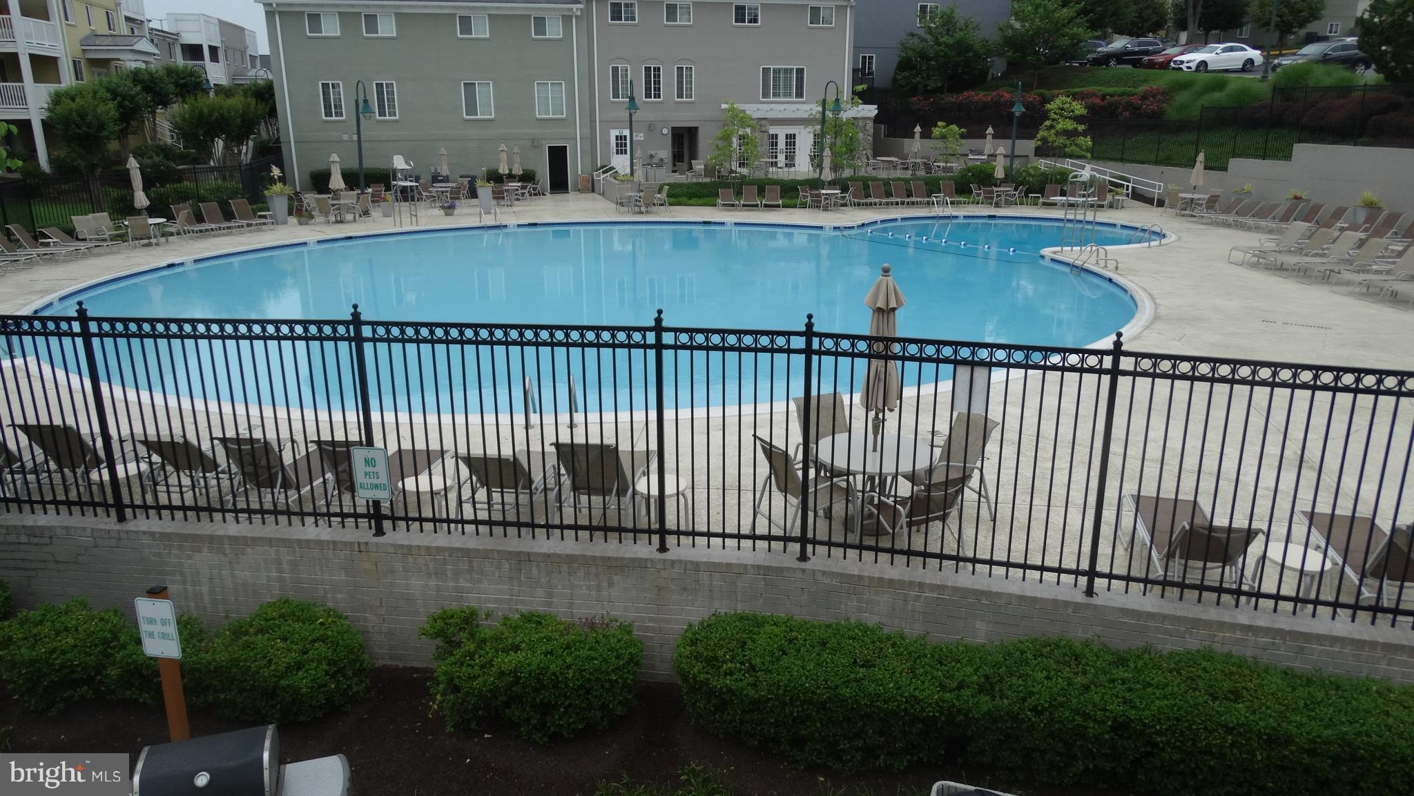 WEST VILLAGE OF SHIRLINGTON - Residential