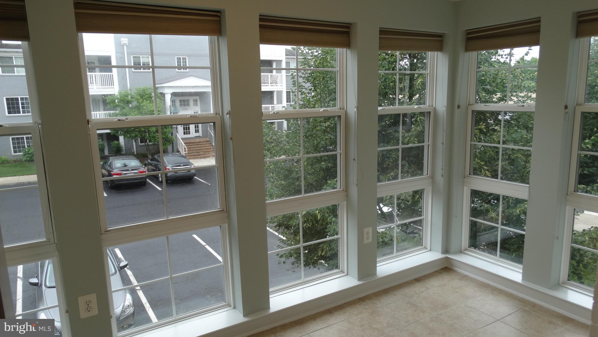 WEST VILLAGE OF SHIRLINGTON - Residential