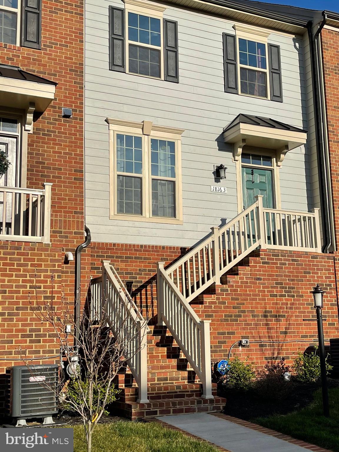 POTOMAC SHORES - Residential Lease