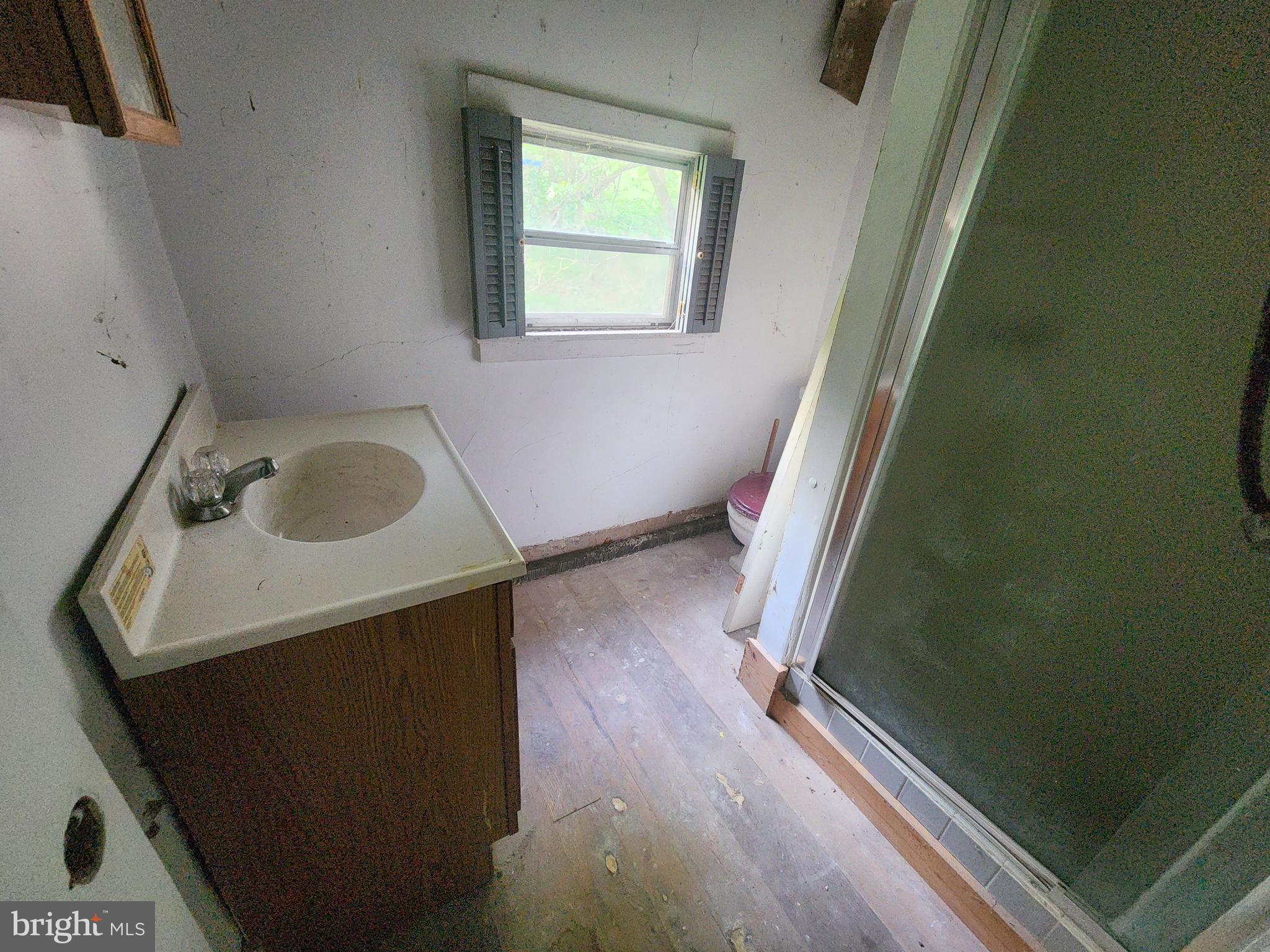 DAMASCUS OUTSIDE - Residential