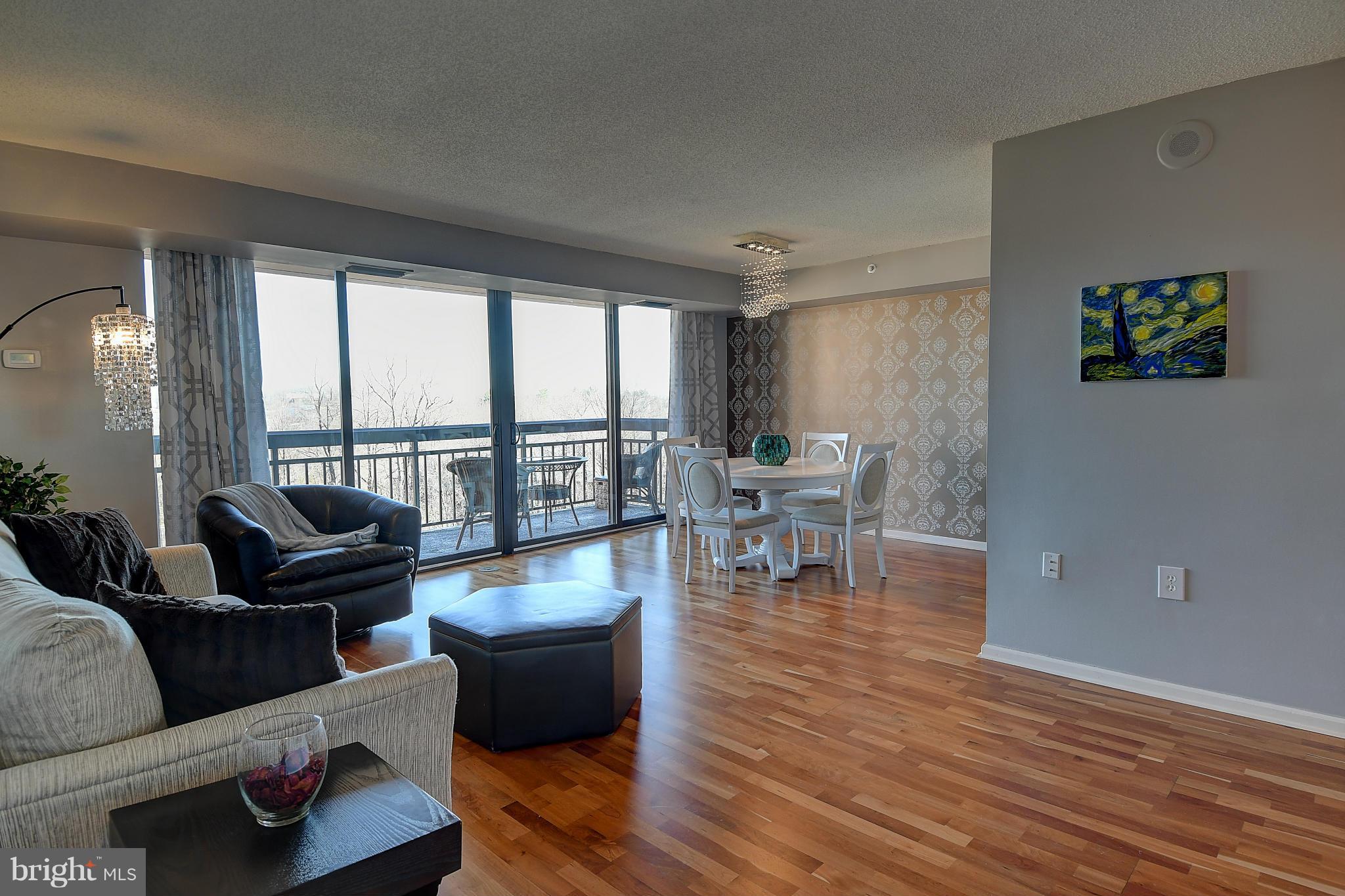 RENAISSANCE - Residential