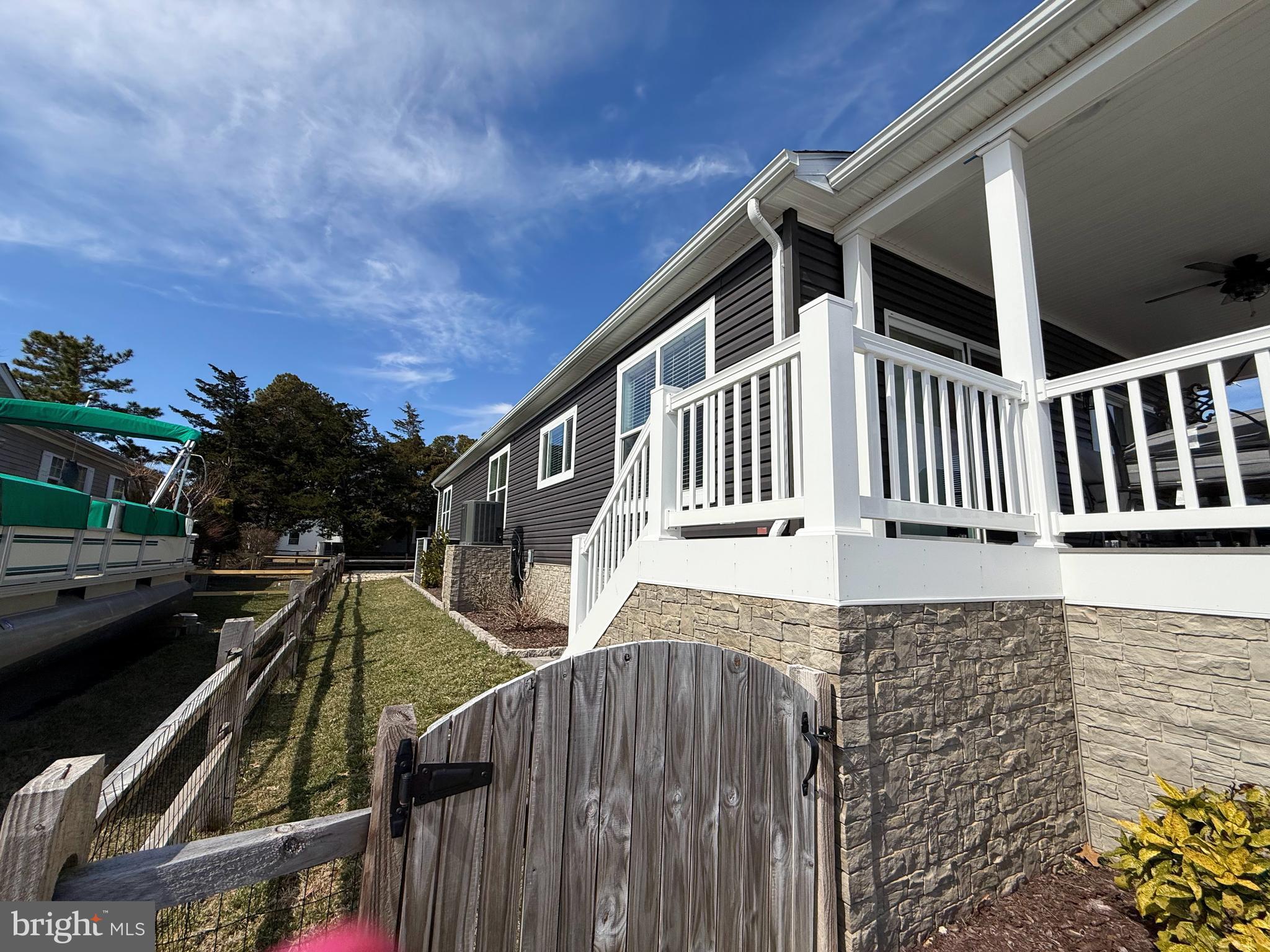 37220 YUCCA DRIVE 22