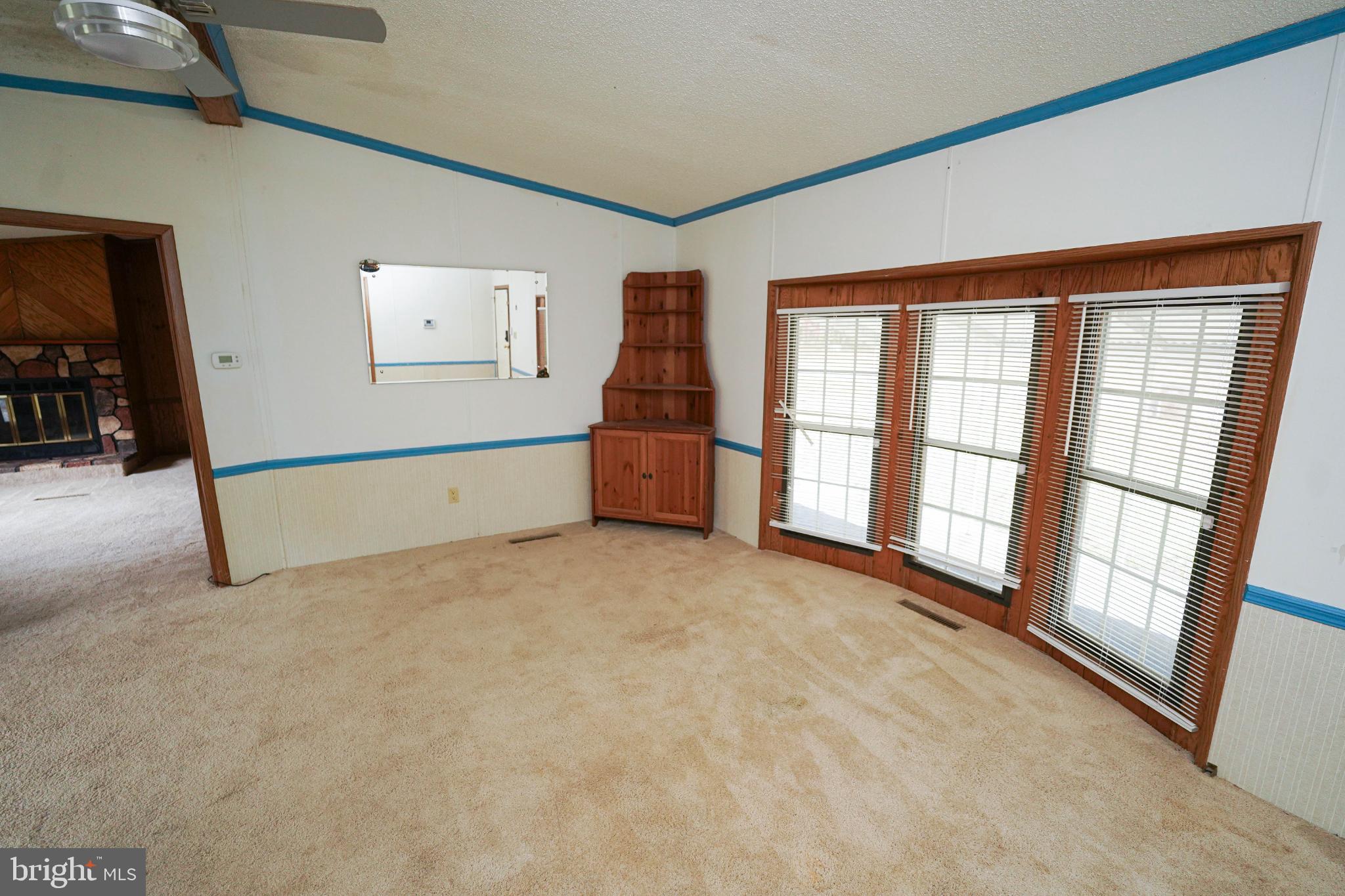 CEDARHURST ACRES - Residential