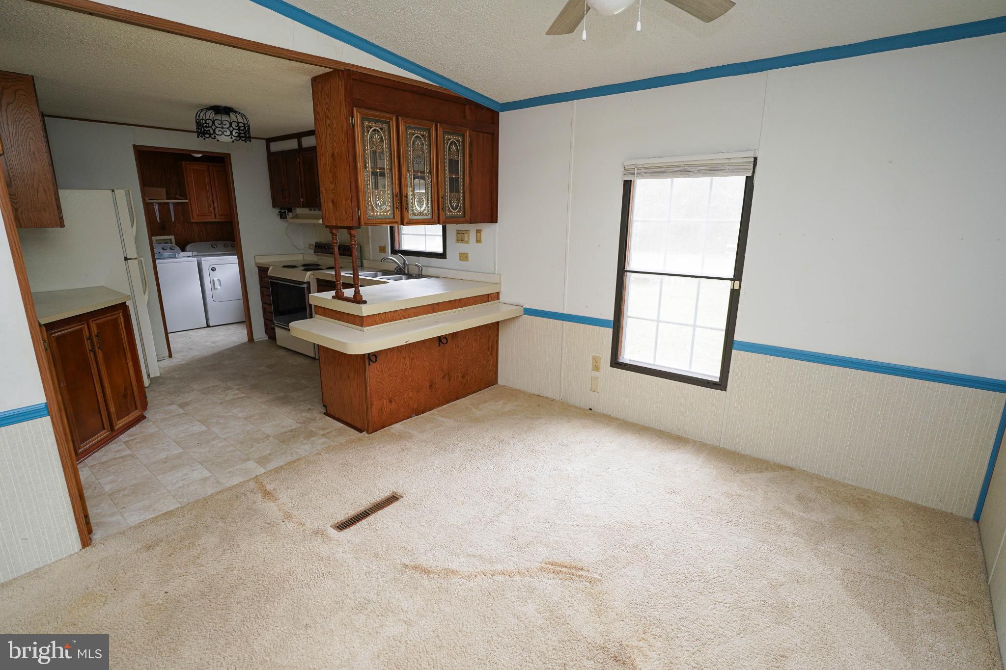 CEDARHURST ACRES - Residential