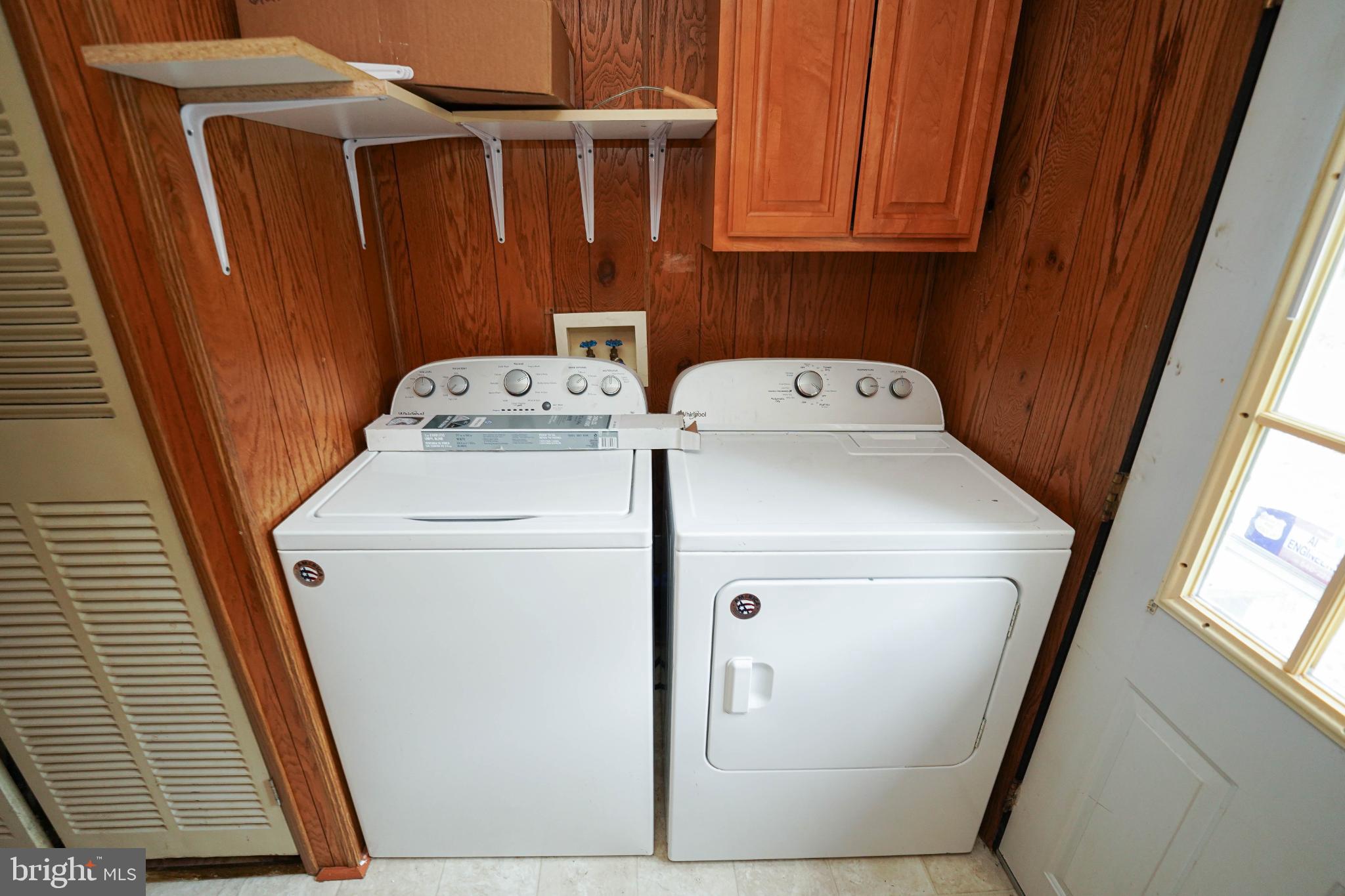 CEDARHURST ACRES - Residential