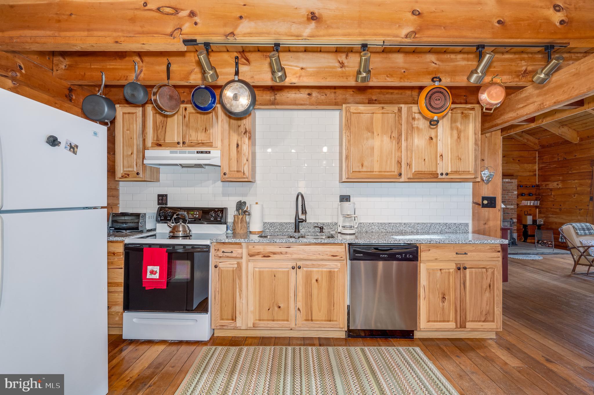 SLEEPY CREEK ORCHARD - Residential