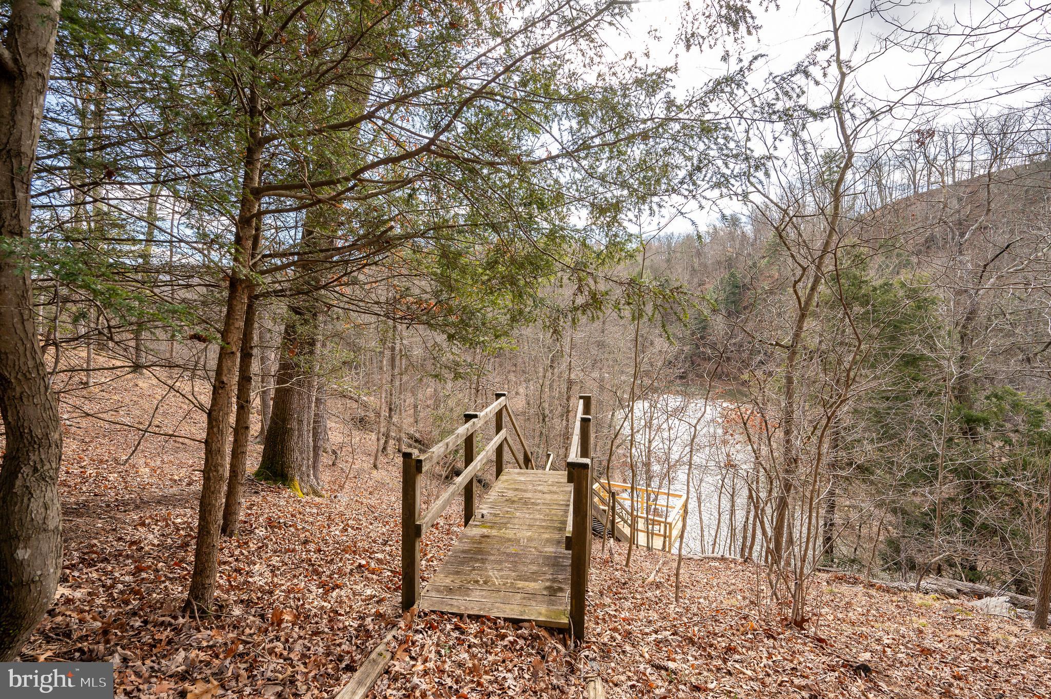 SLEEPY CREEK ORCHARD - Residential