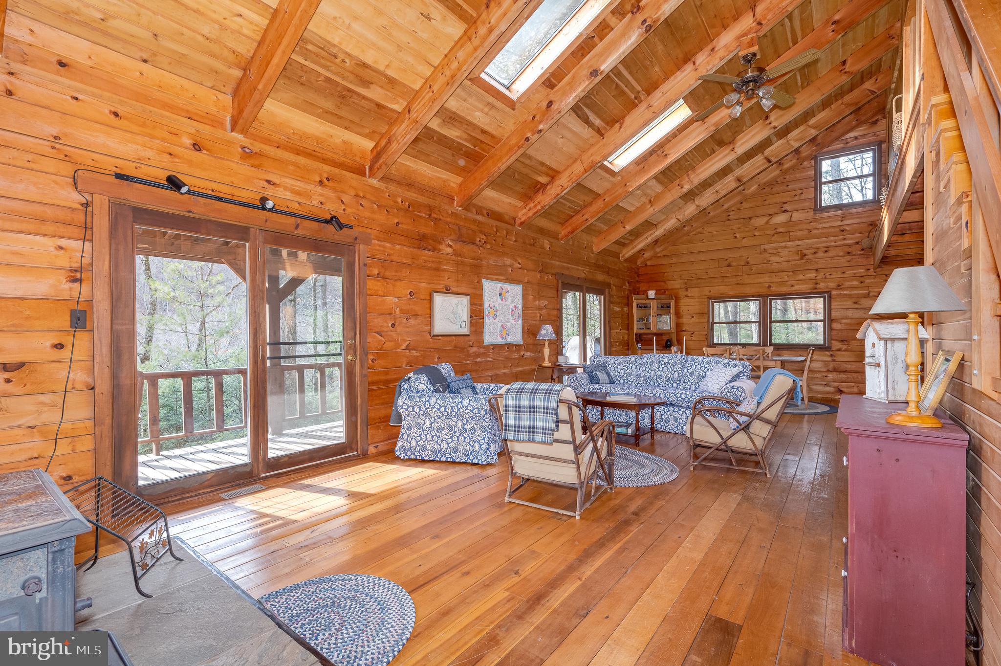 SLEEPY CREEK ORCHARD - Residential