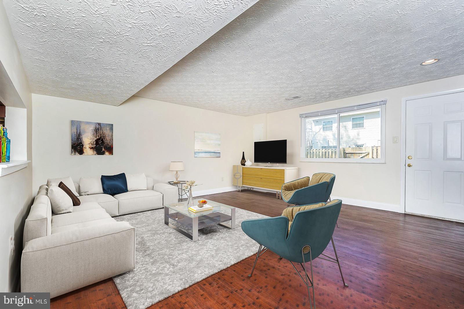 WHITFIELD GREEN - Residential Lease