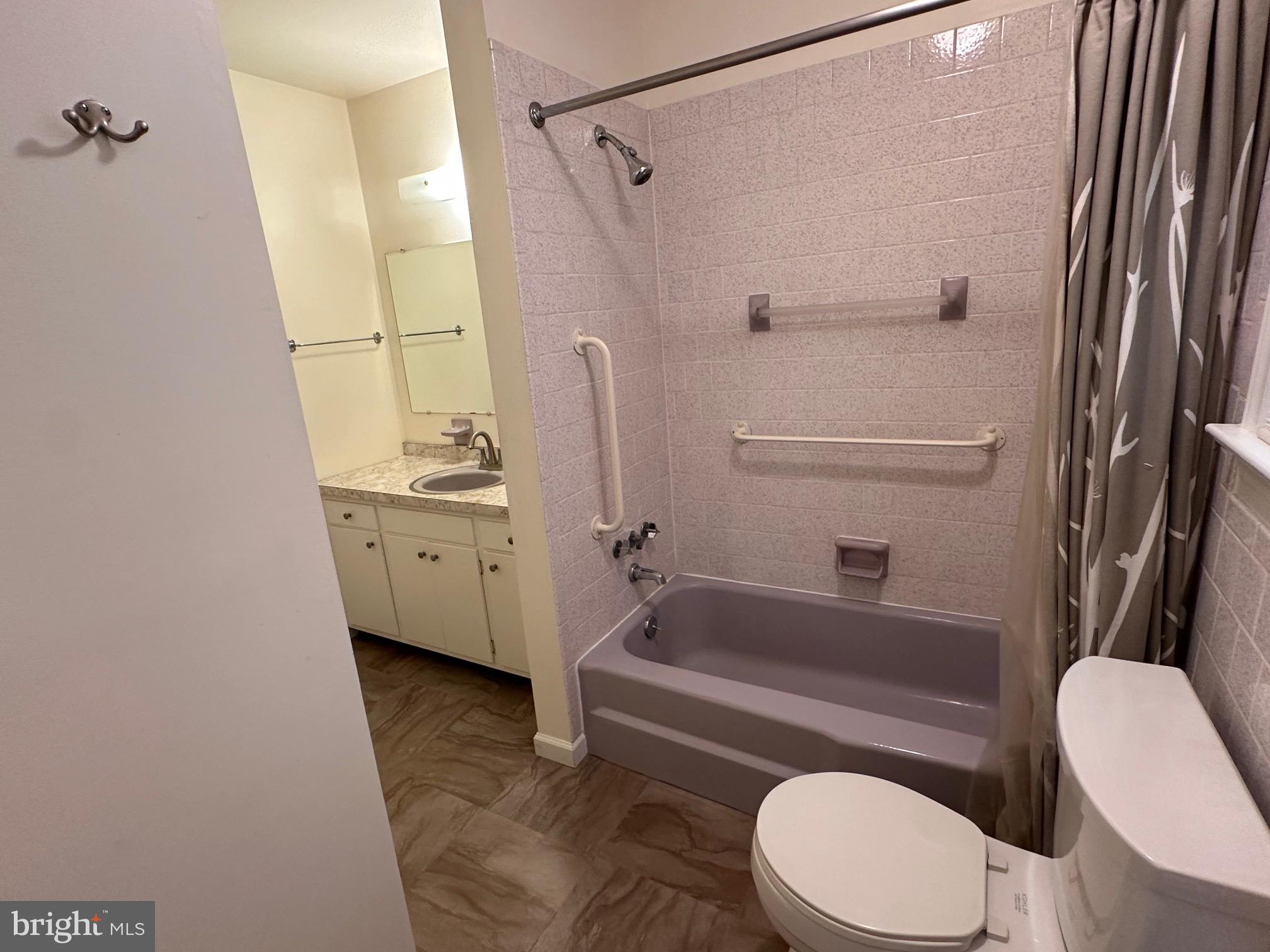 TOWN OF BATH - Residential Lease