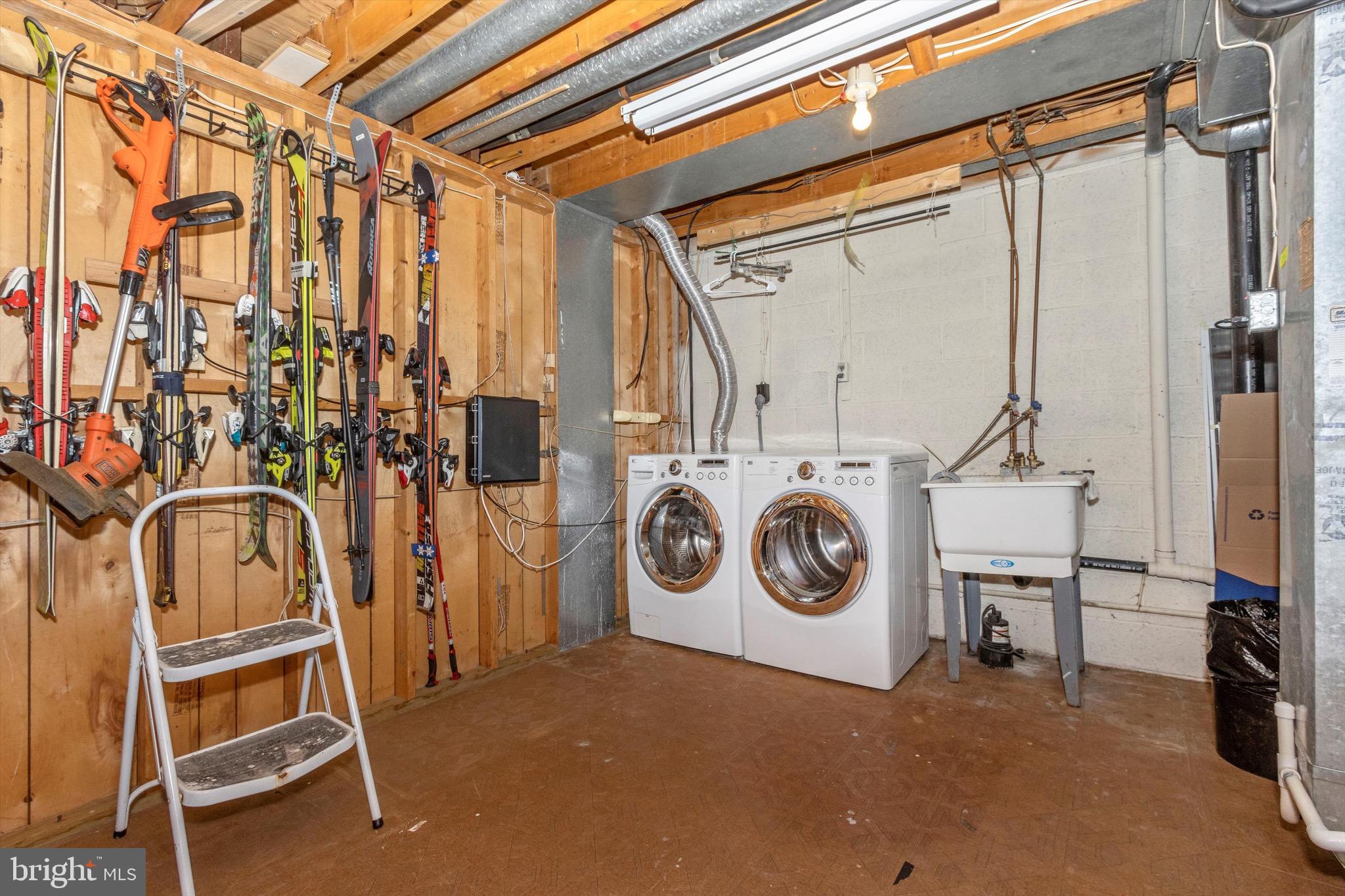 MAYS CHAPEL VILLAGE - Residential