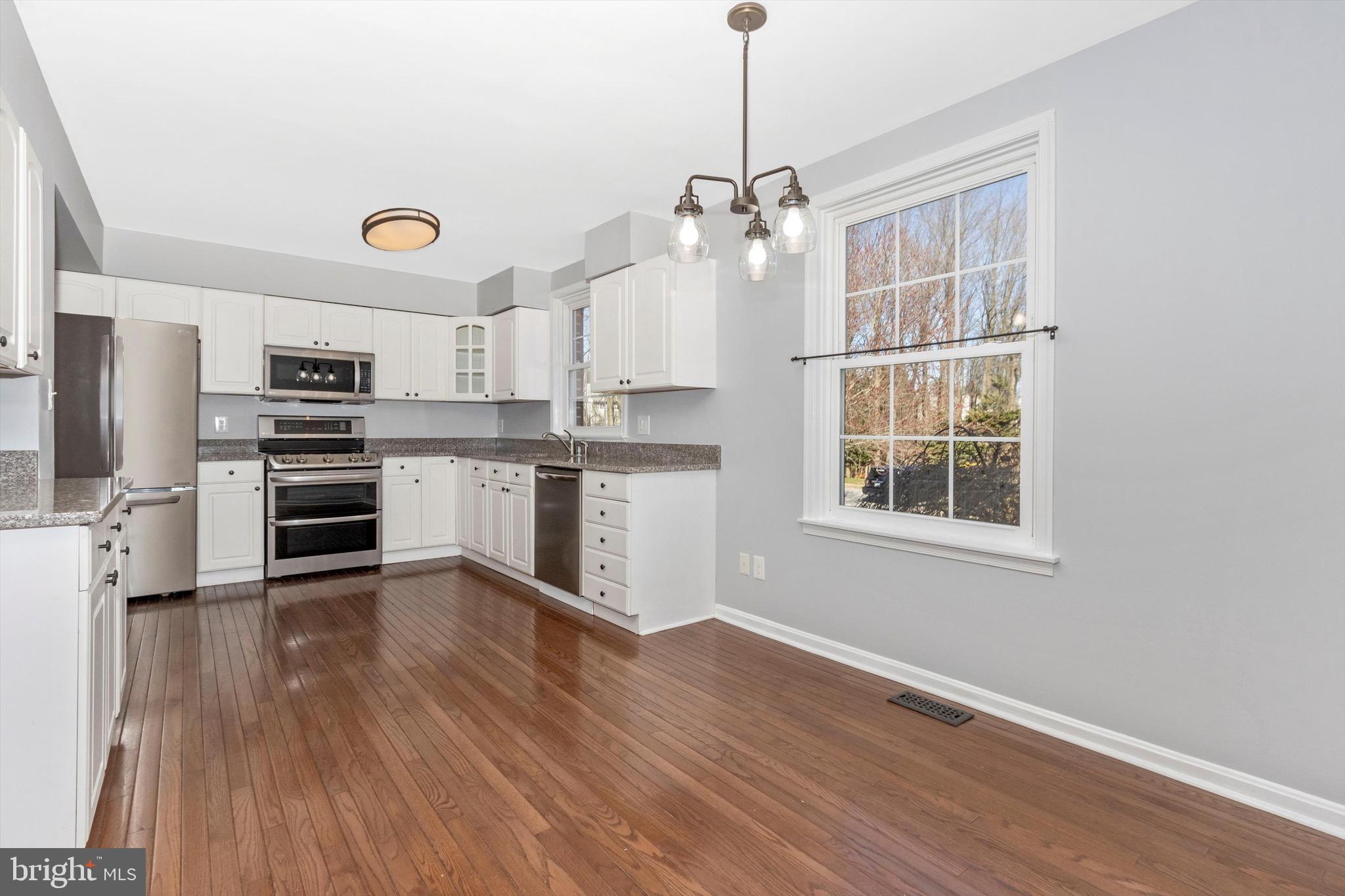 MAYS CHAPEL VILLAGE - Residential