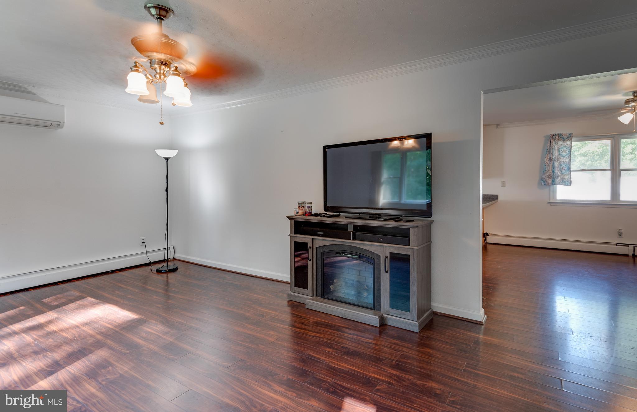 HOLLYWOOD - Residential