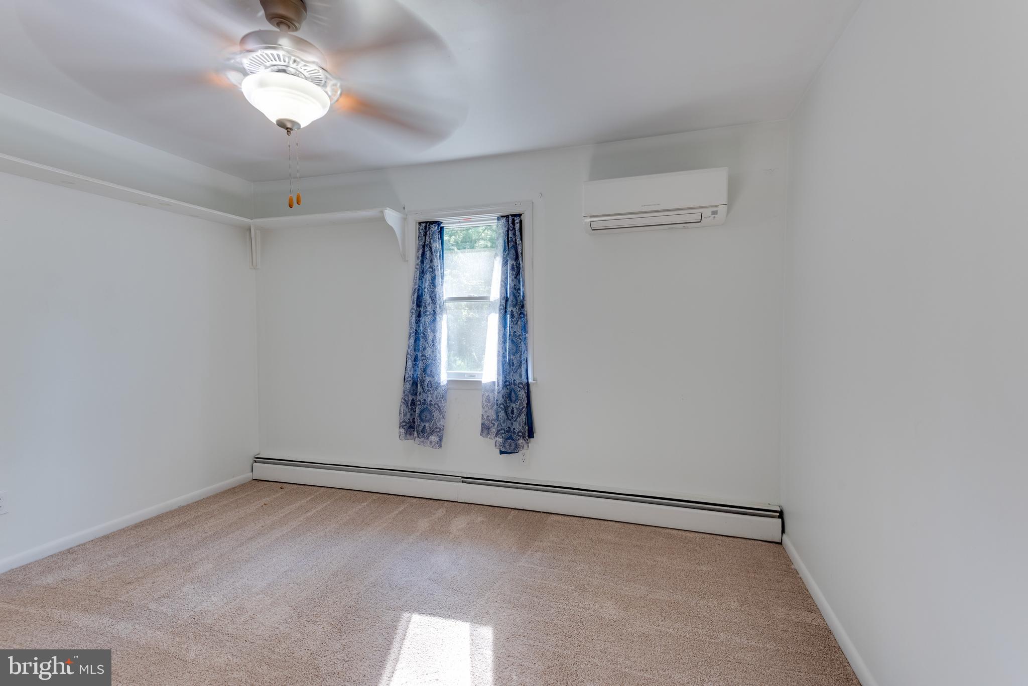 HOLLYWOOD - Residential