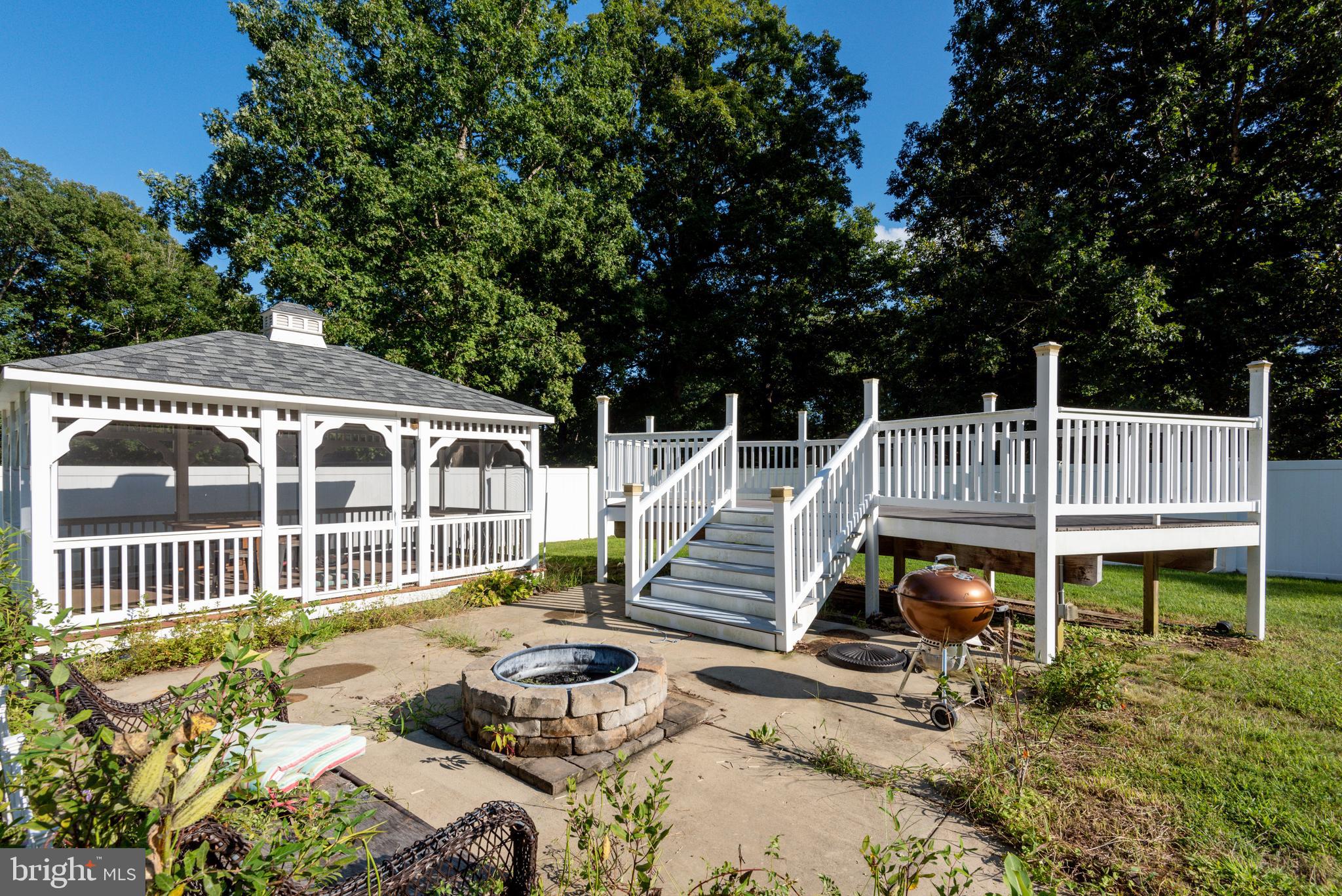 HOLLYWOOD - Residential