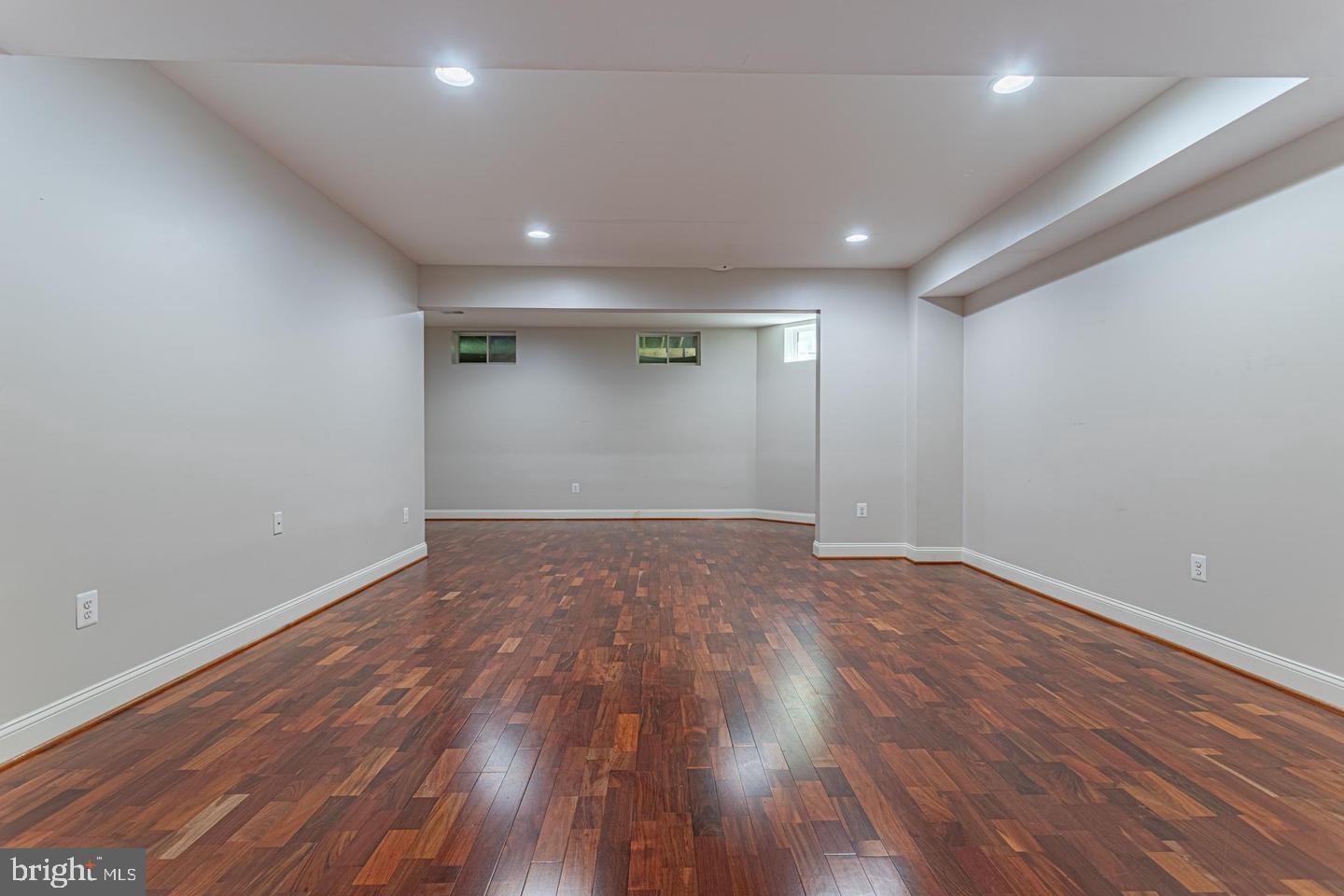 NICOLE MARIE COURT - Residential