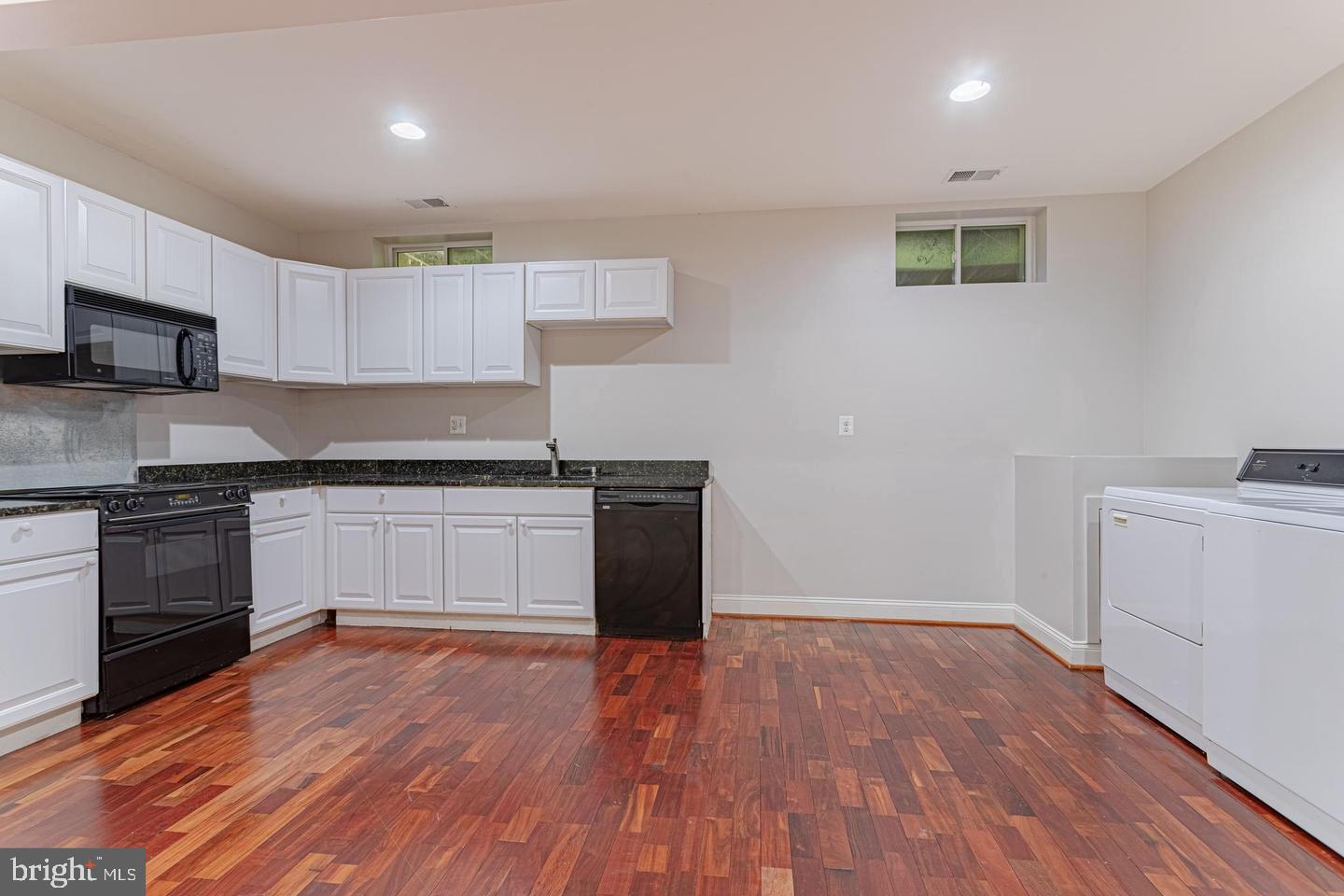 NICOLE MARIE COURT - Residential