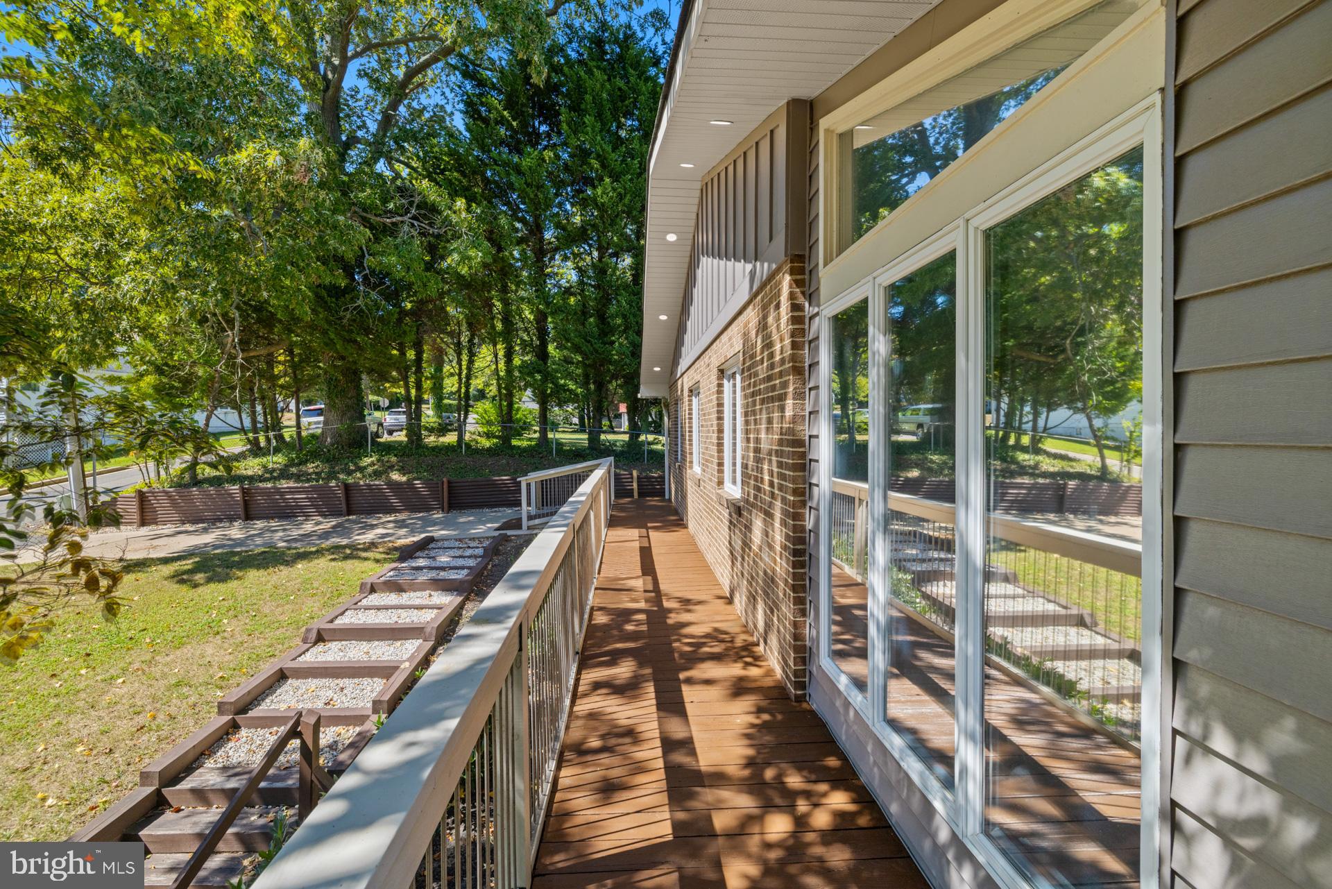 CALVERT BEACH ESTATES - Residential Lease