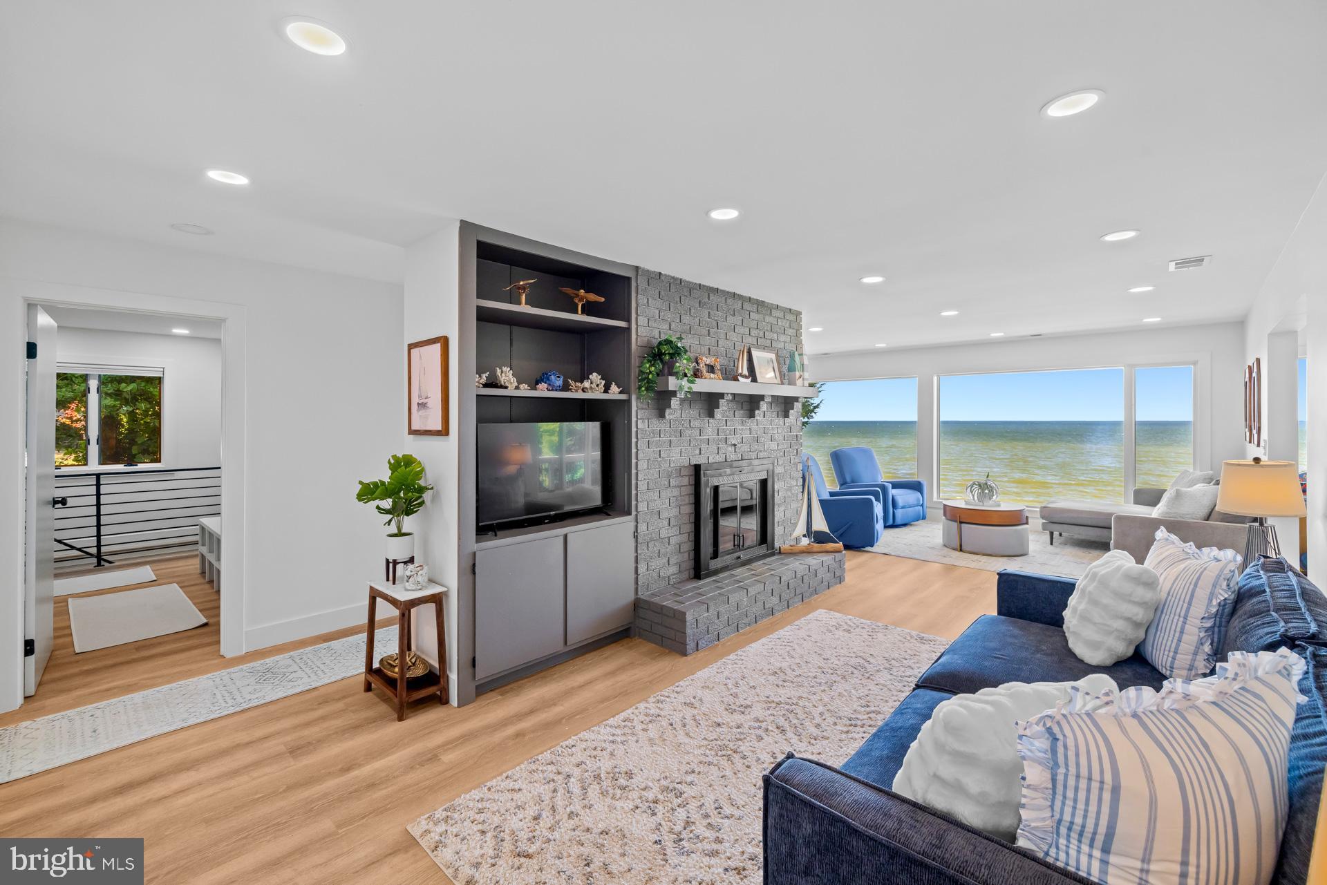 CALVERT BEACH ESTATES - Residential Lease